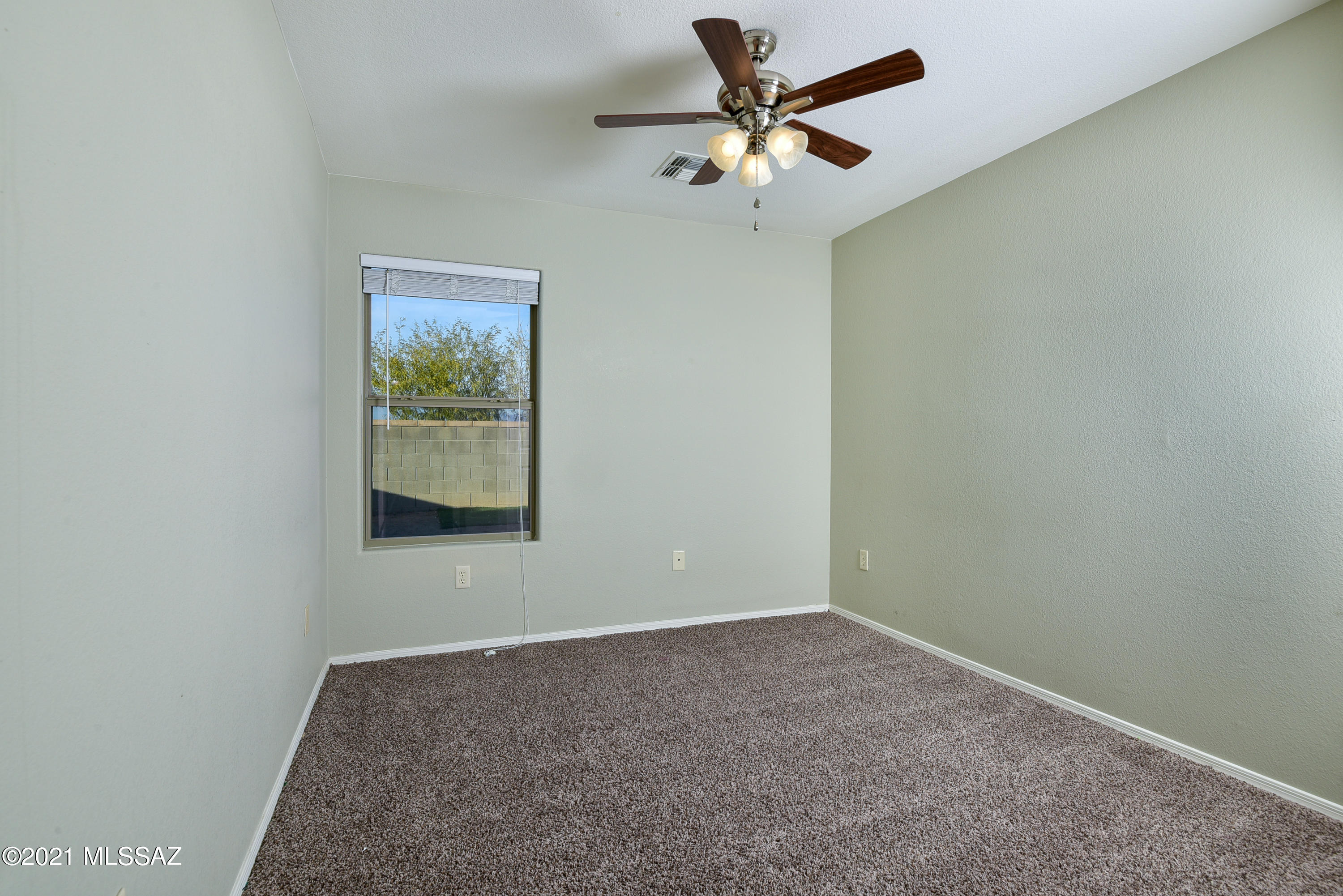 Tres Pueblos - Residential