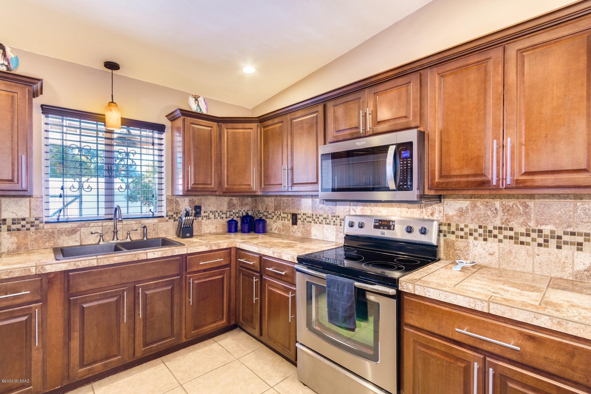 Casa Loma Estates - Residential