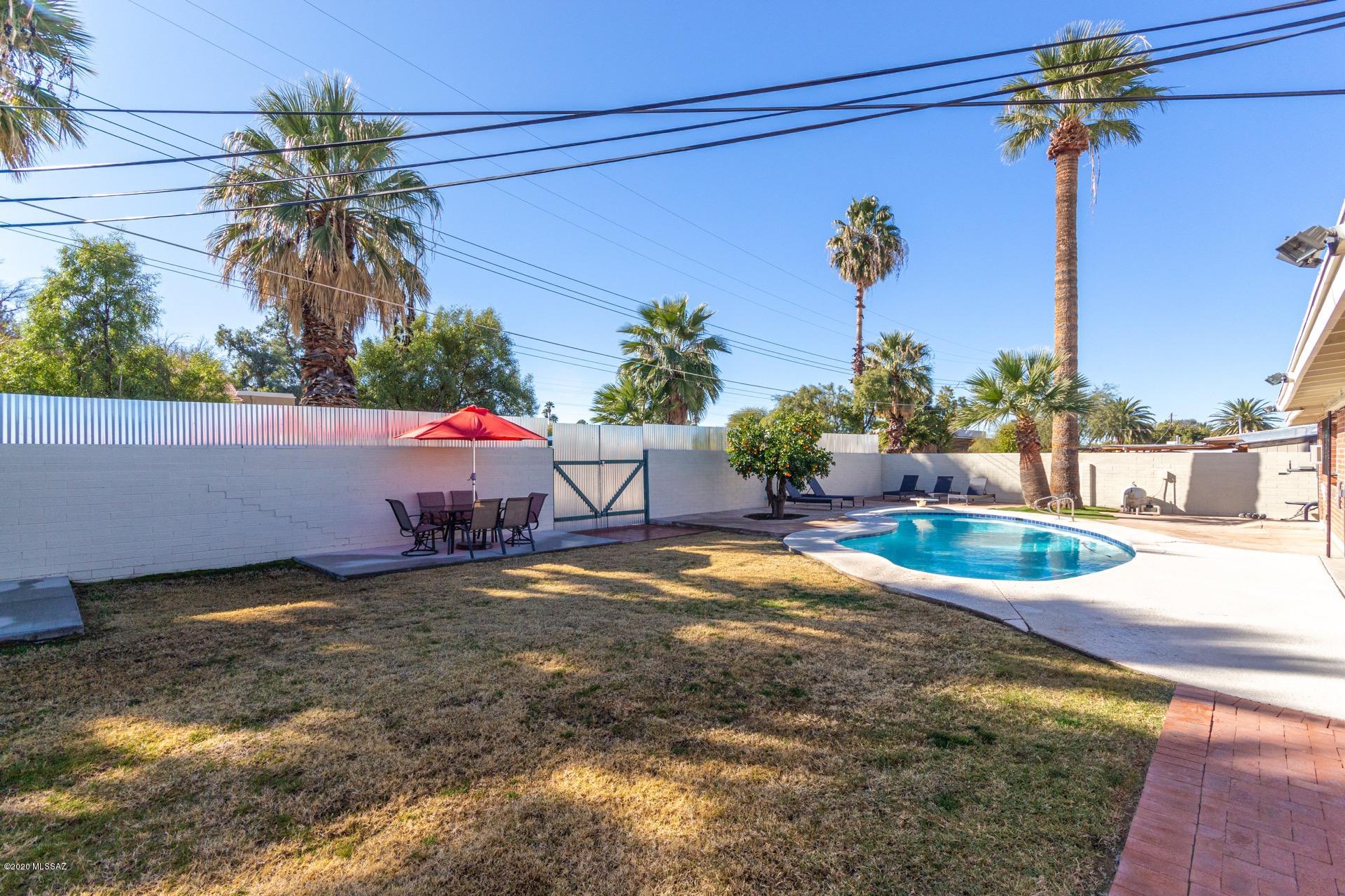 Casa Loma Estates - Residential
