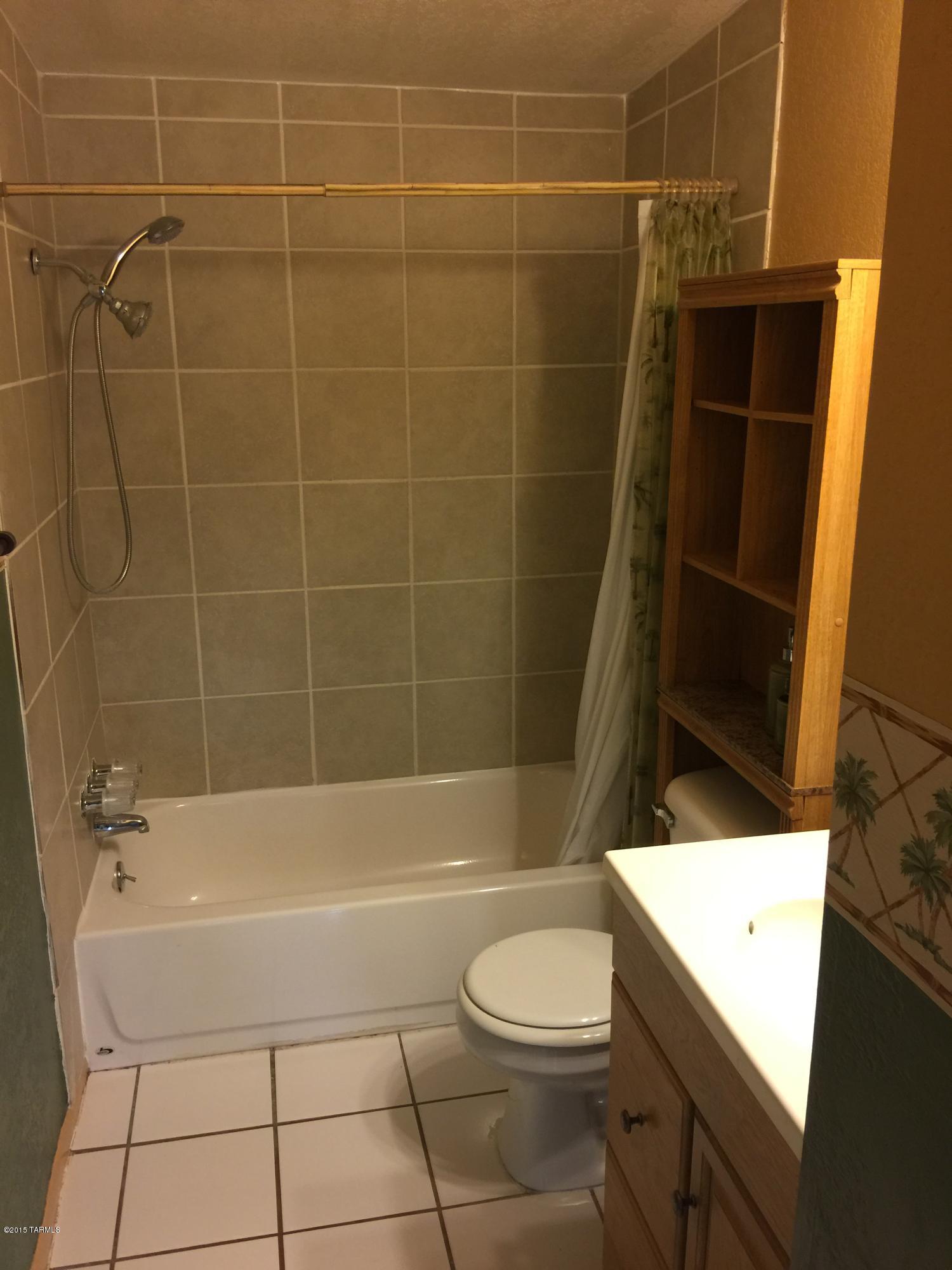 Pine Grove (1-101) - Residential Lease