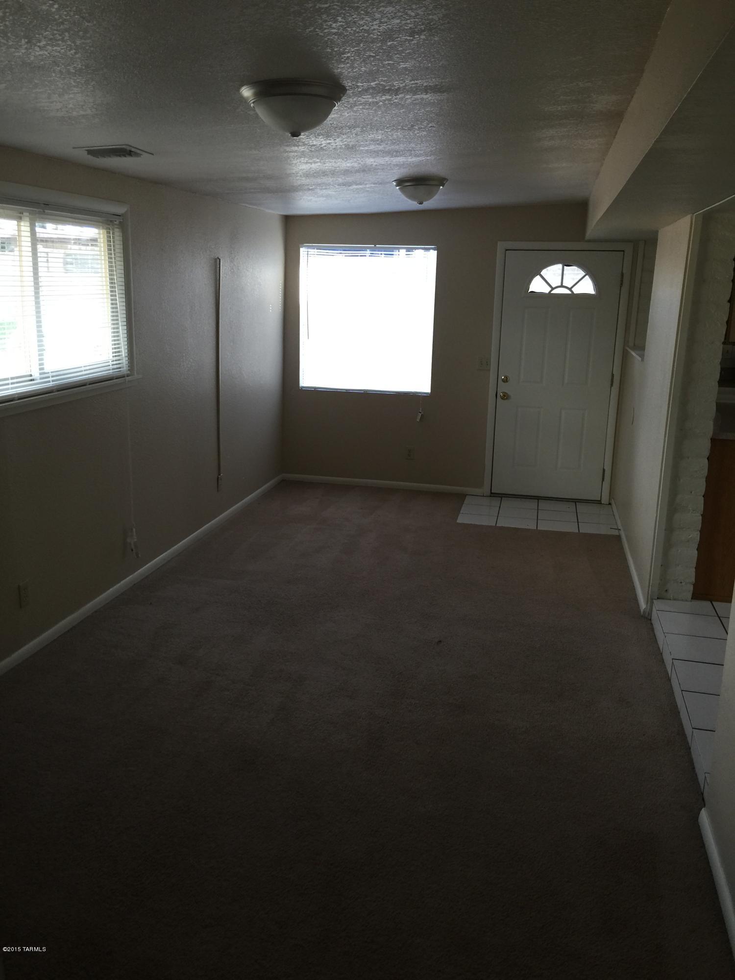Pine Grove (1-101) - Residential Lease