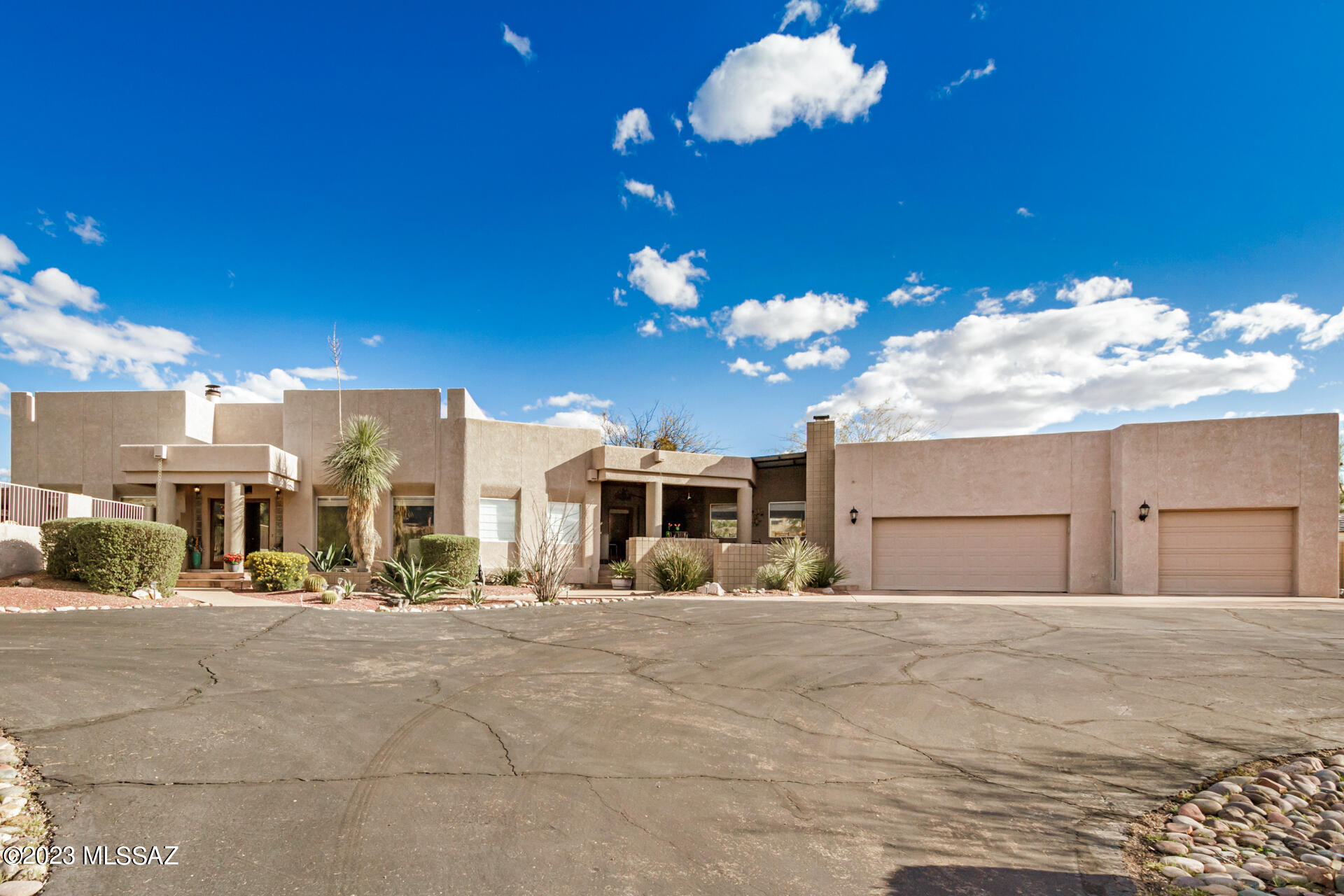 Catalina Del Sol (1-71) - Residential