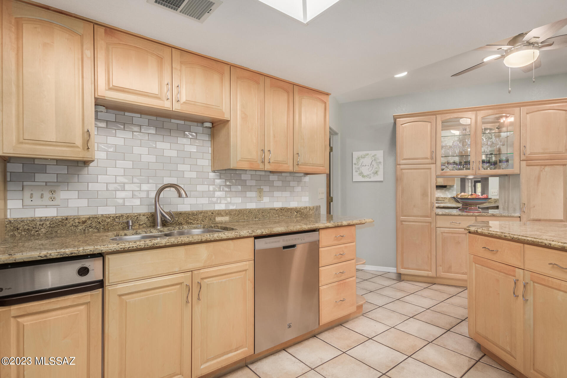 Catalina Del Sol (1-71) - Residential