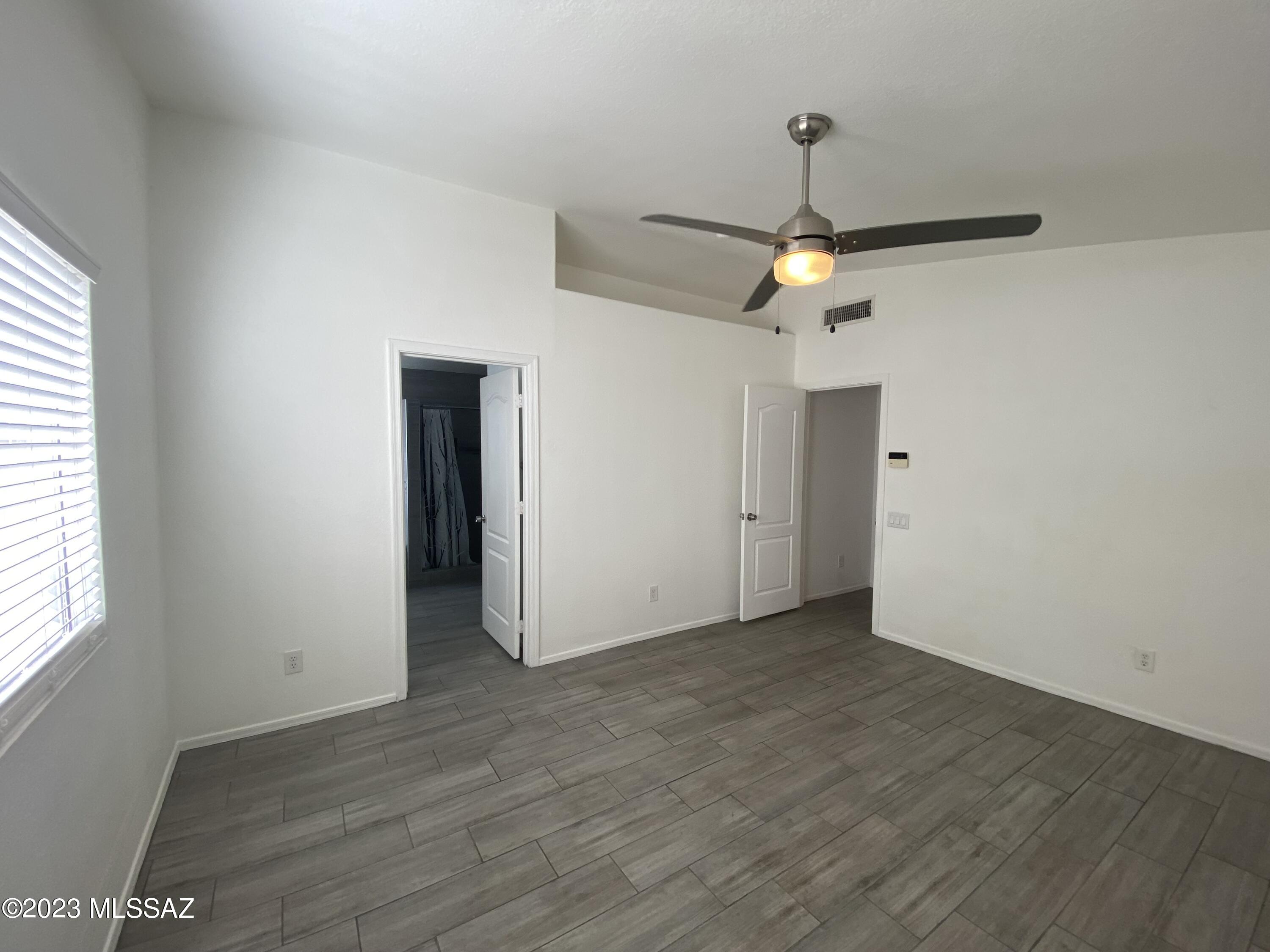 Bluffs (The) 2 - Residential Lease