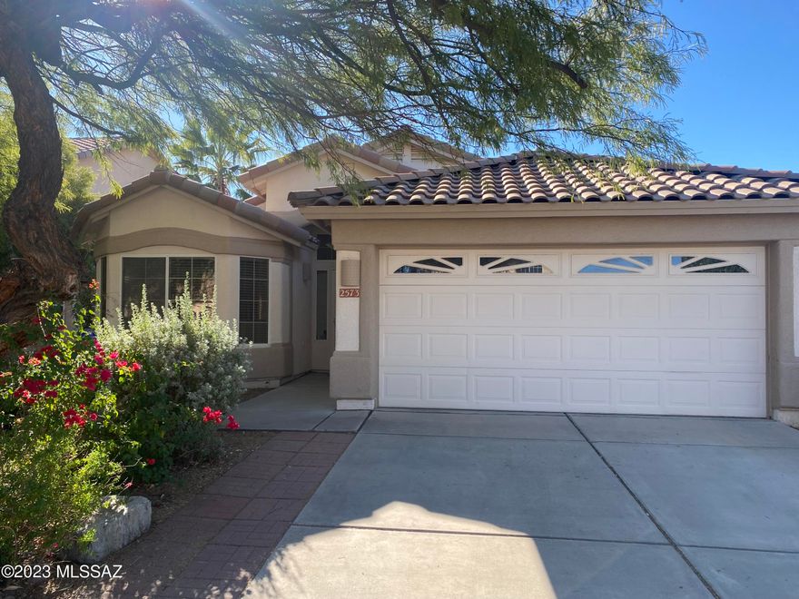 3 Br 2 Ba All Tile Living and Master Br Flooring. 2 Br's fresh new tweed plus carpeting.  All Kitchen appliances PLUS Washer & Dryer included, Dining/Breakfast area, Large Family/Great Room. Covered rear patio w/patio lighting, fenced yard has no rear neighbors.  If you want an exceptional neighborhood, quiet and welcoming you found your new home. Clean, inviting and cozy. Move in and relax.