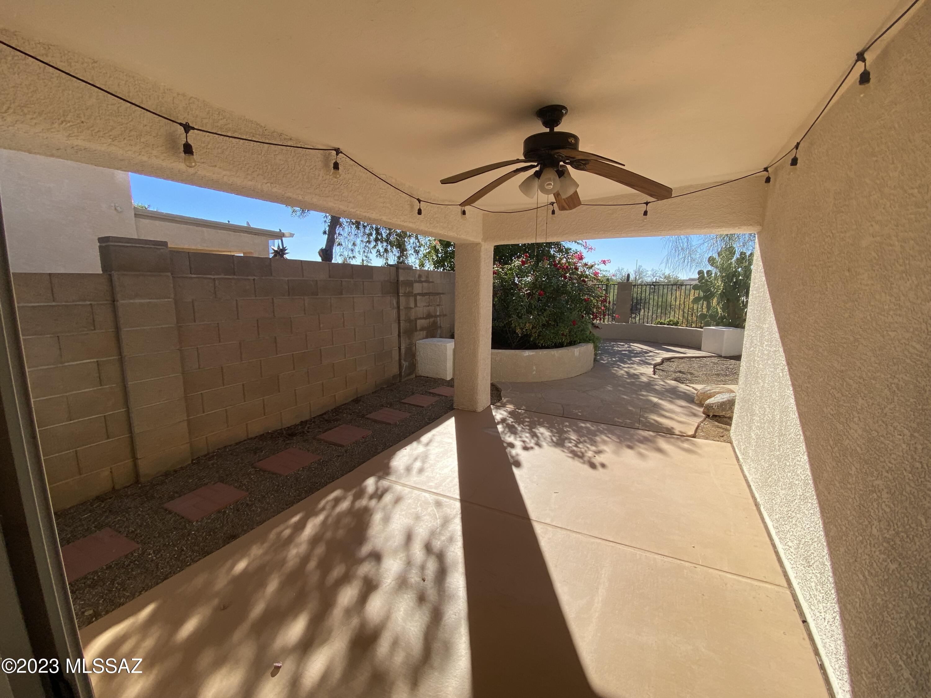 Bluffs (The) 2 - Residential Lease