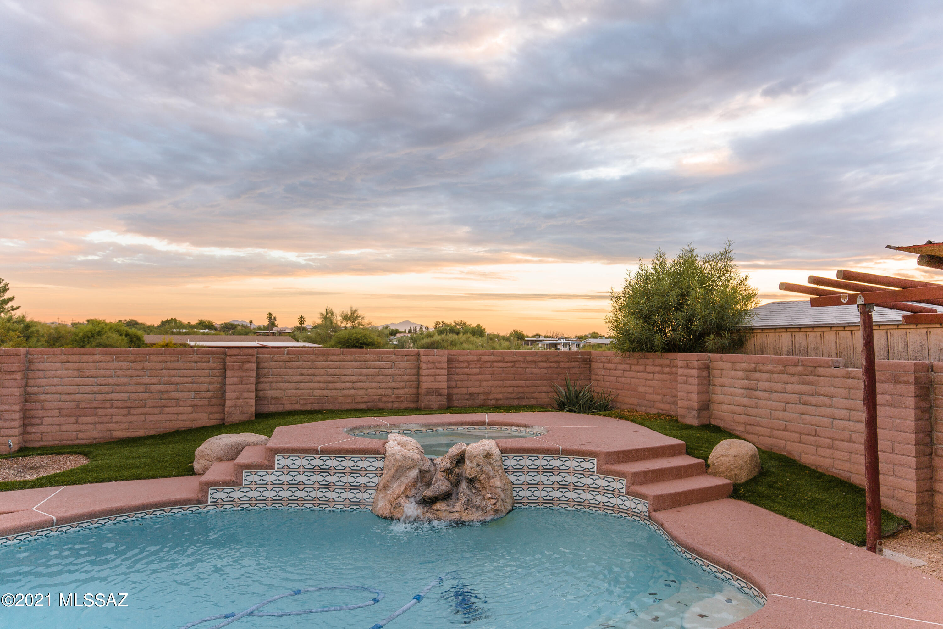 Rancho Del Este (273-346) - Residential