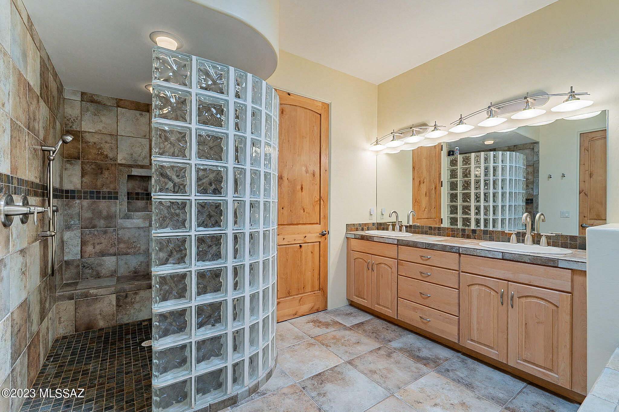 Sycamore Hills Est. (1-82) - Residential