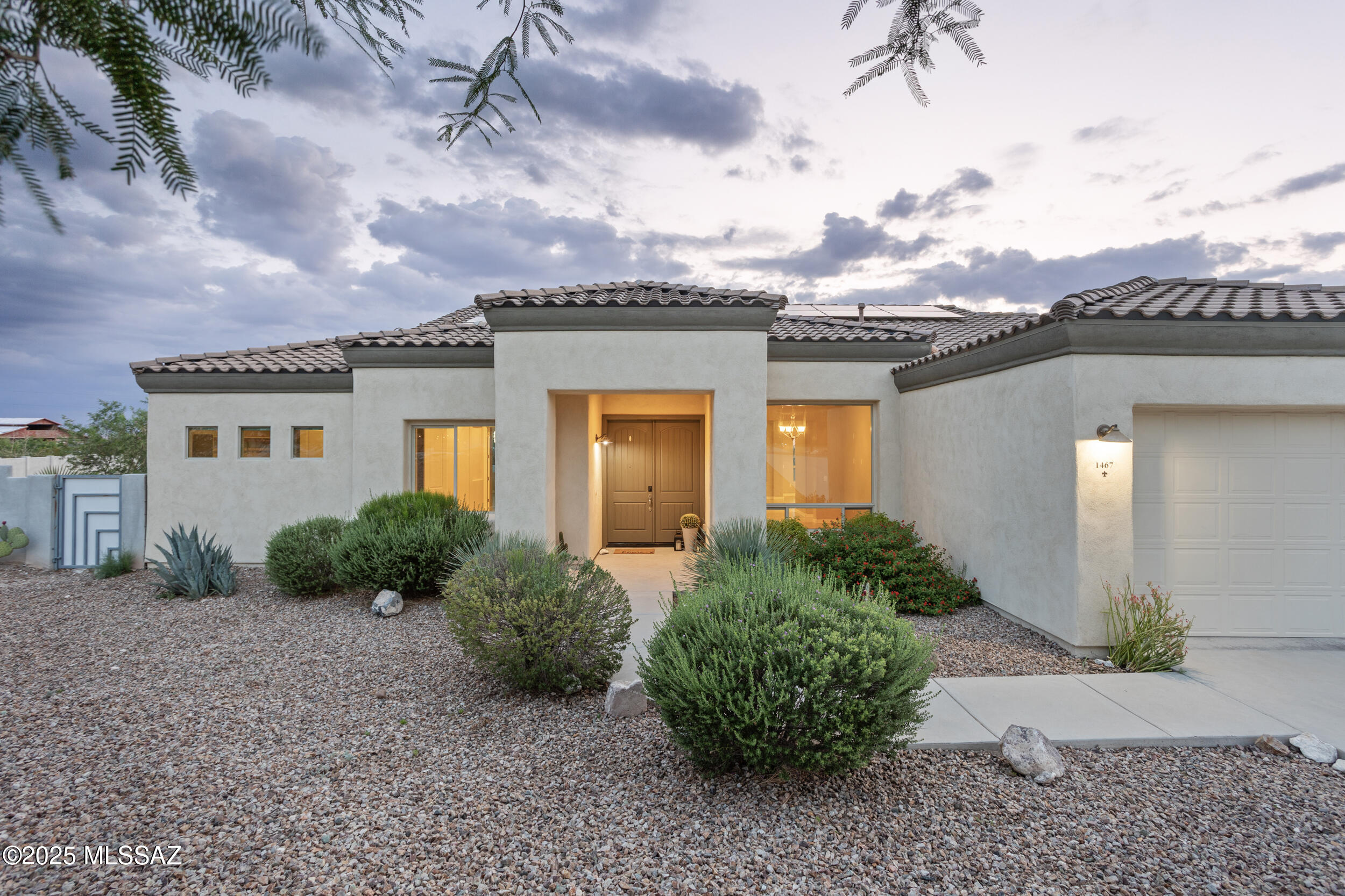 1467 N Branding Place Place