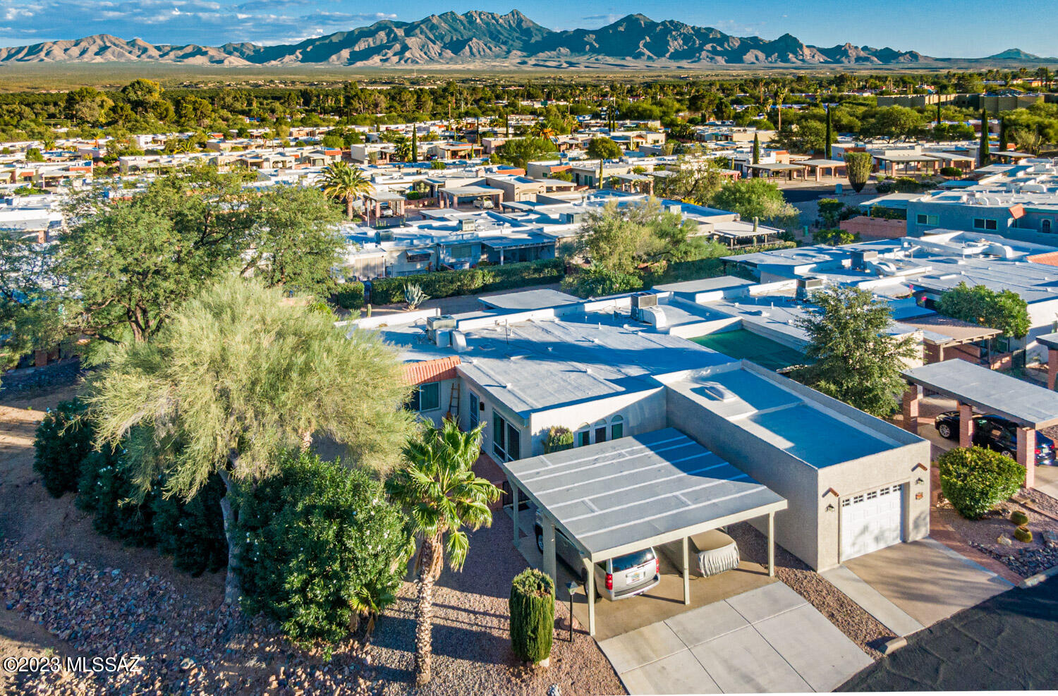 Green Valley Townhouses NO.7 - Residential