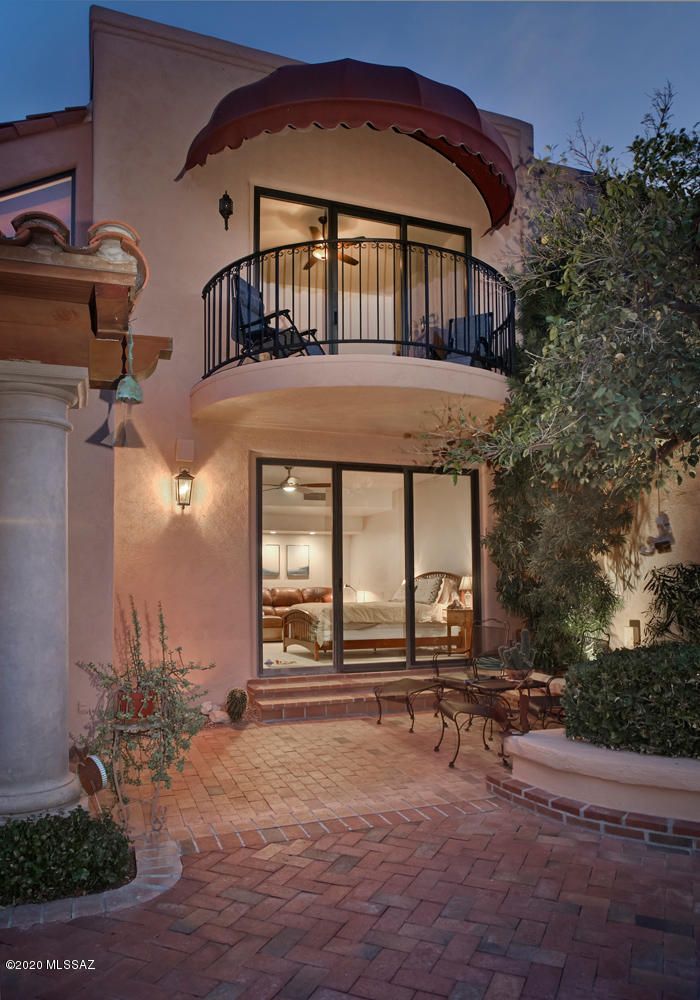 Paloma Del Sol (1-50) - Residential