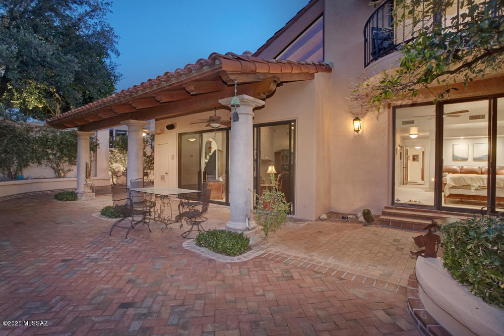Paloma Del Sol (1-50) - Residential