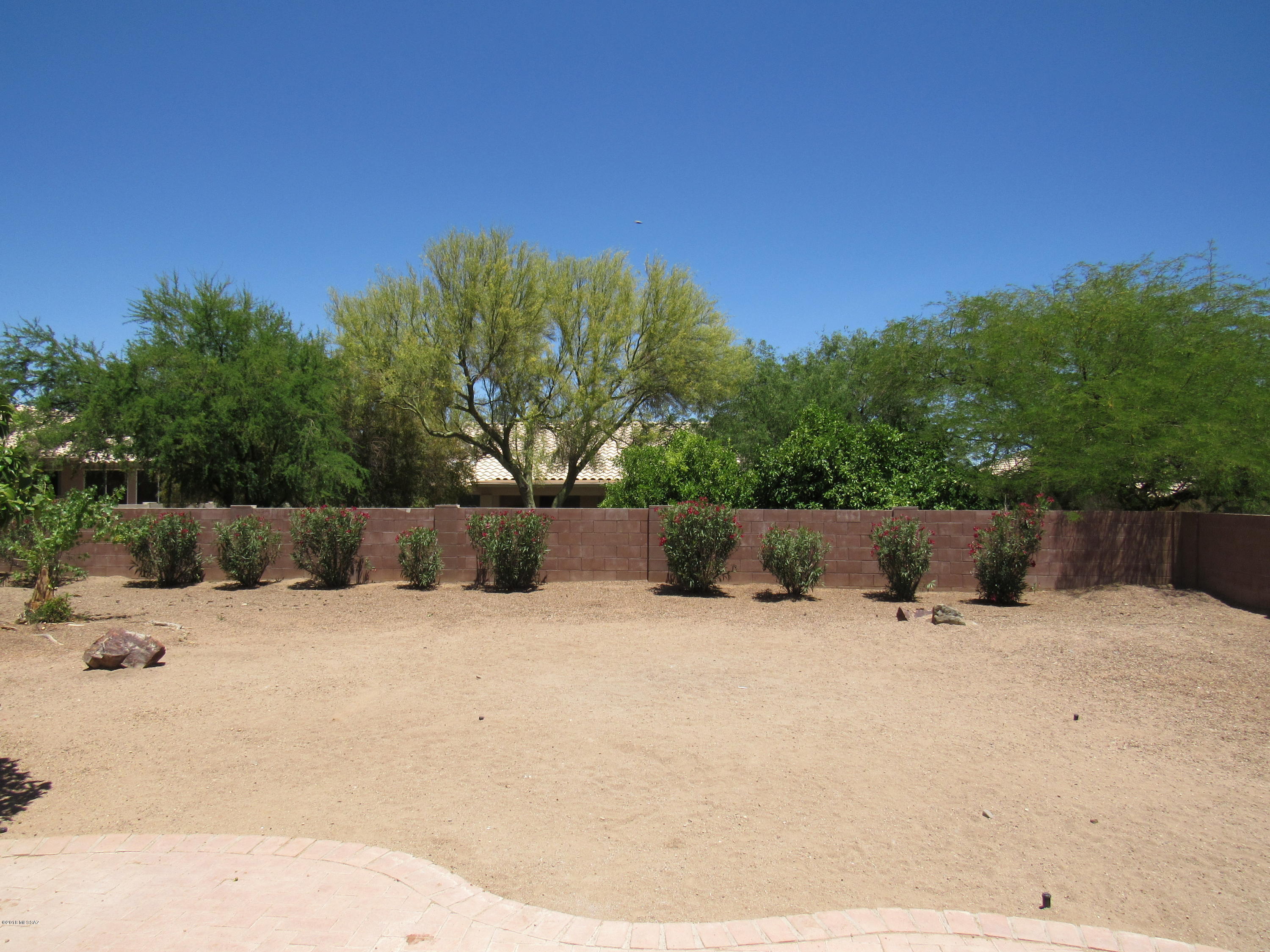Colonias La Canada (83-219) - Residential