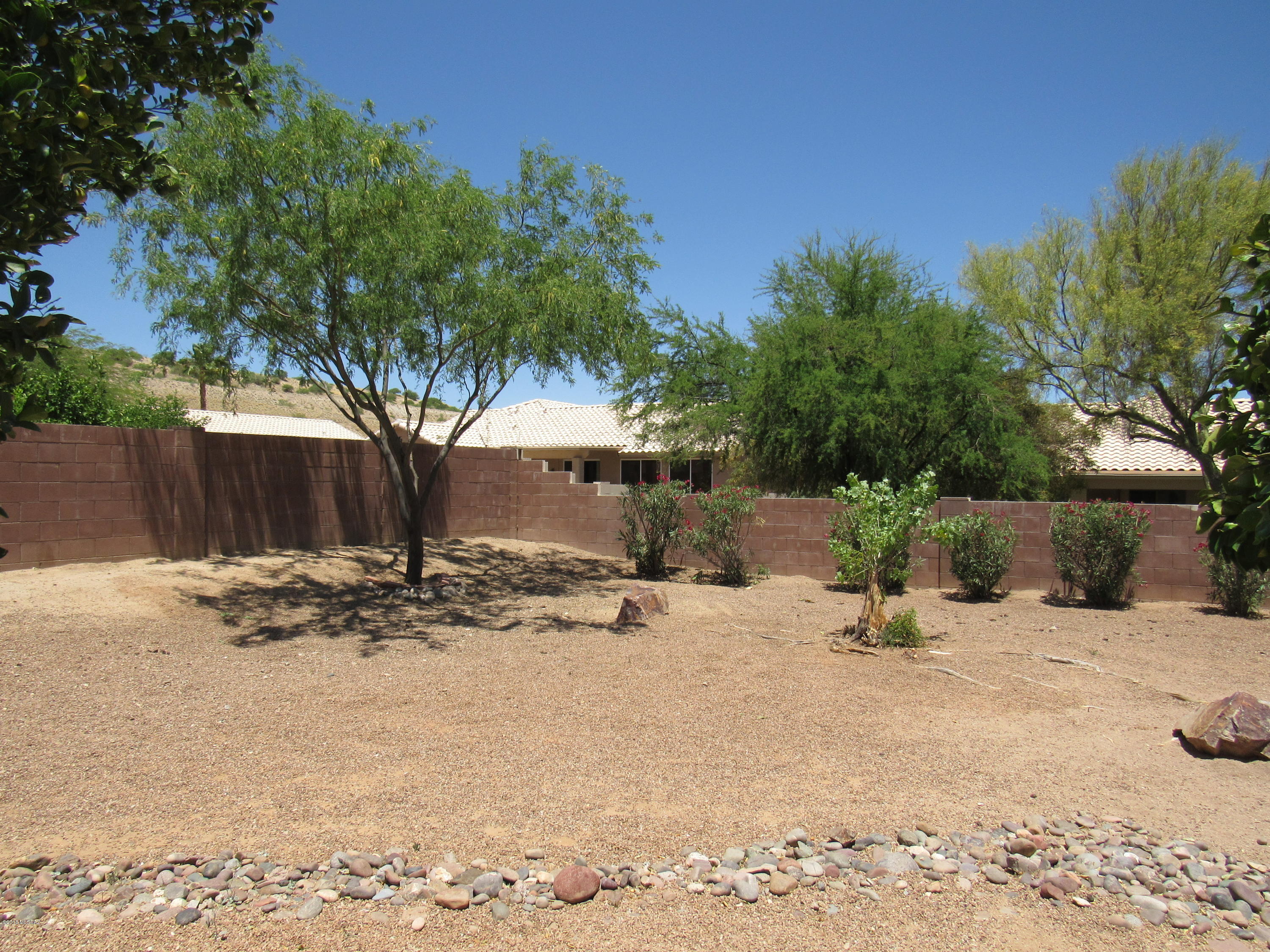 Colonias La Canada (83-219) - Residential