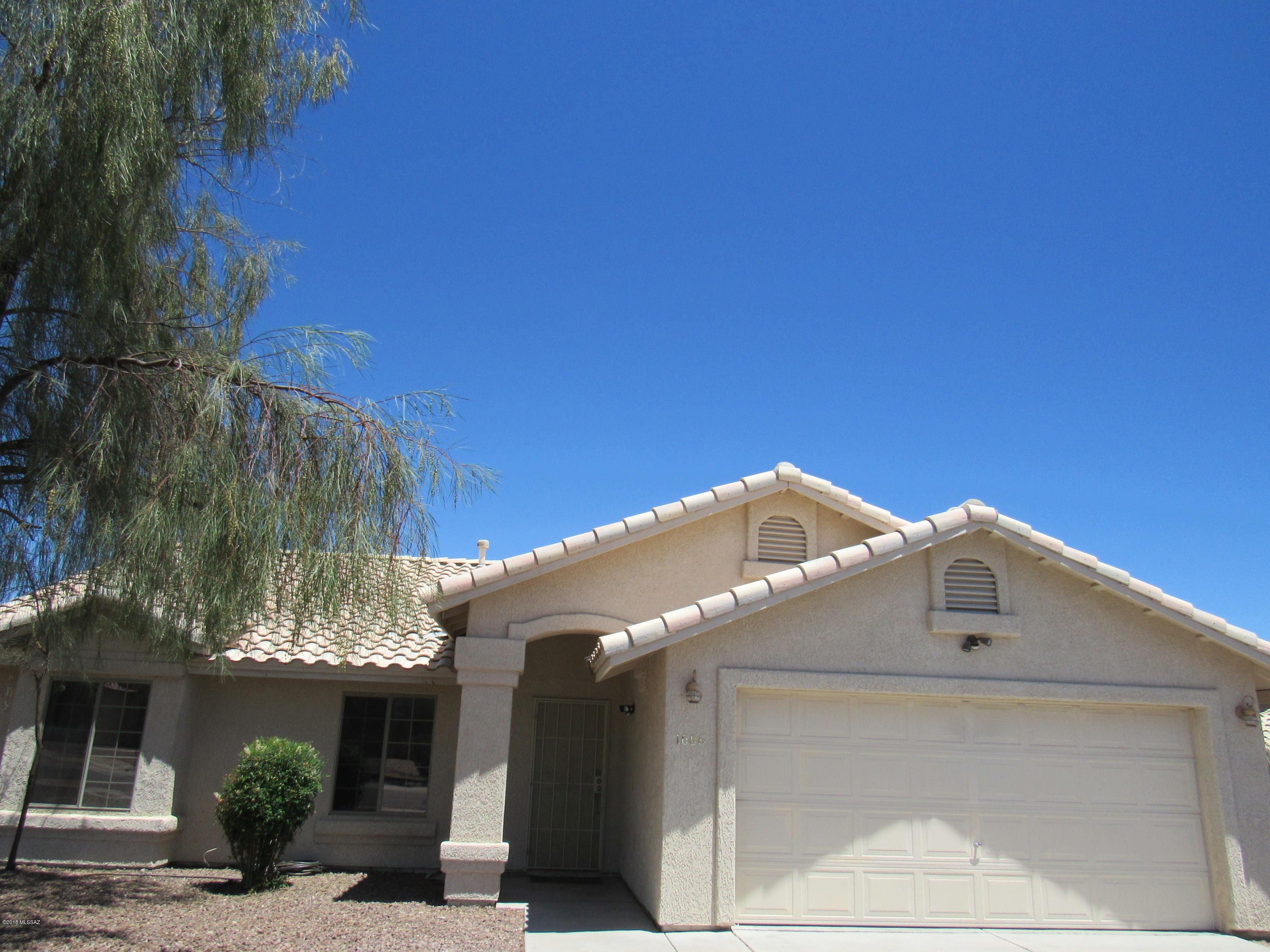 Colonias La Canada (83-219) - Residential