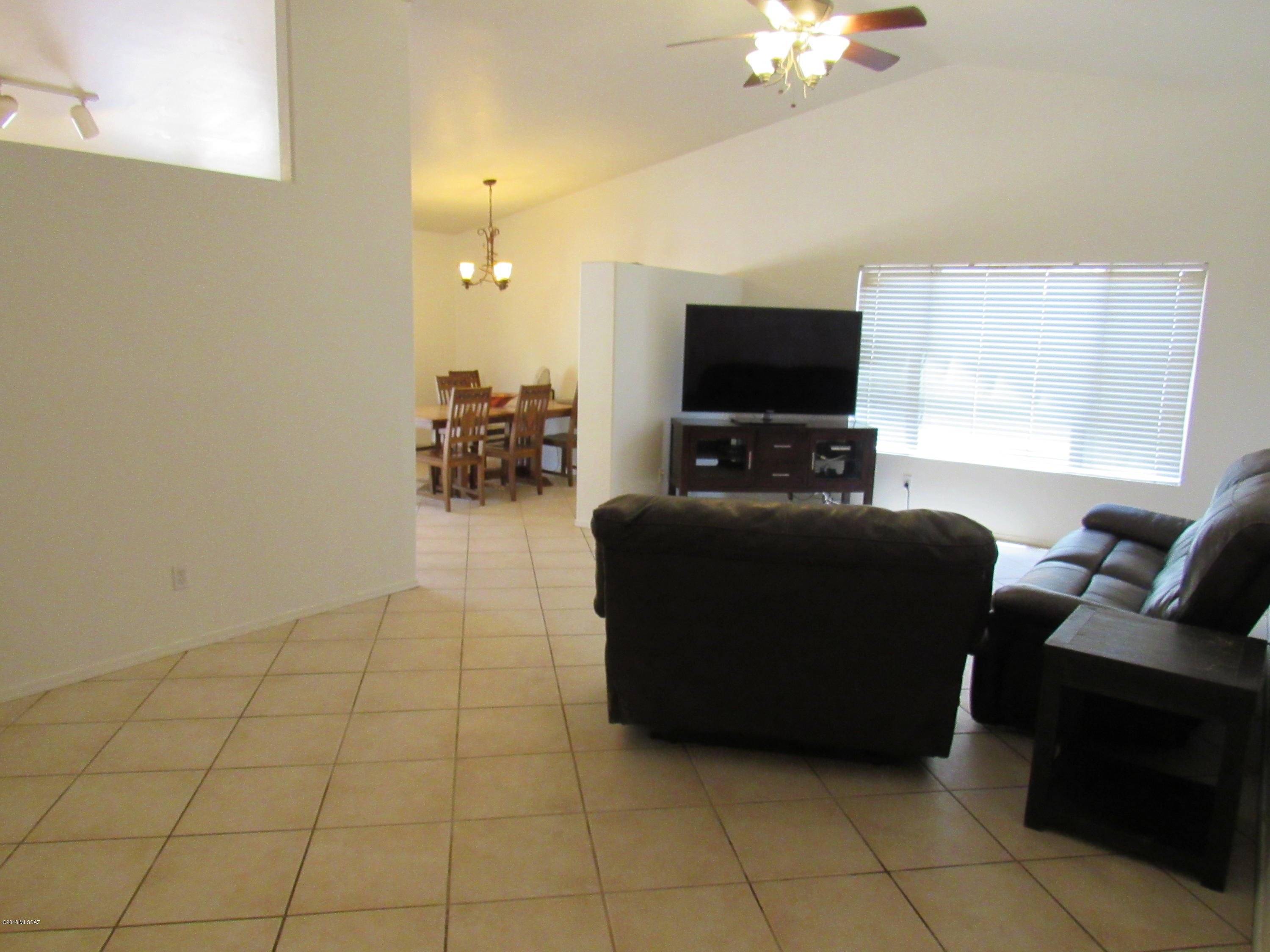Colonias La Canada (83-219) - Residential