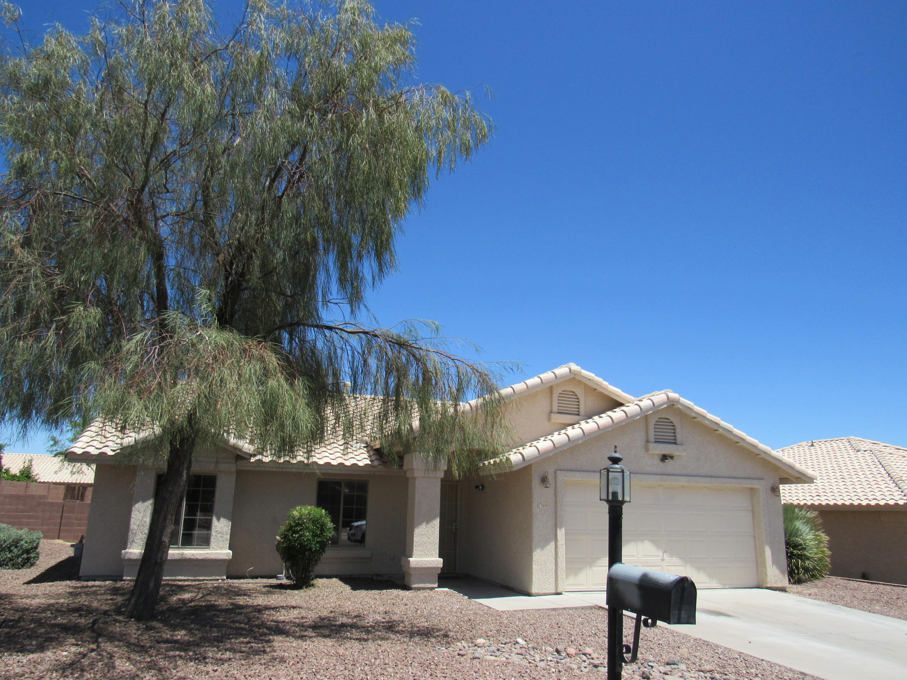 Colonias La Canada (83-219) - Residential