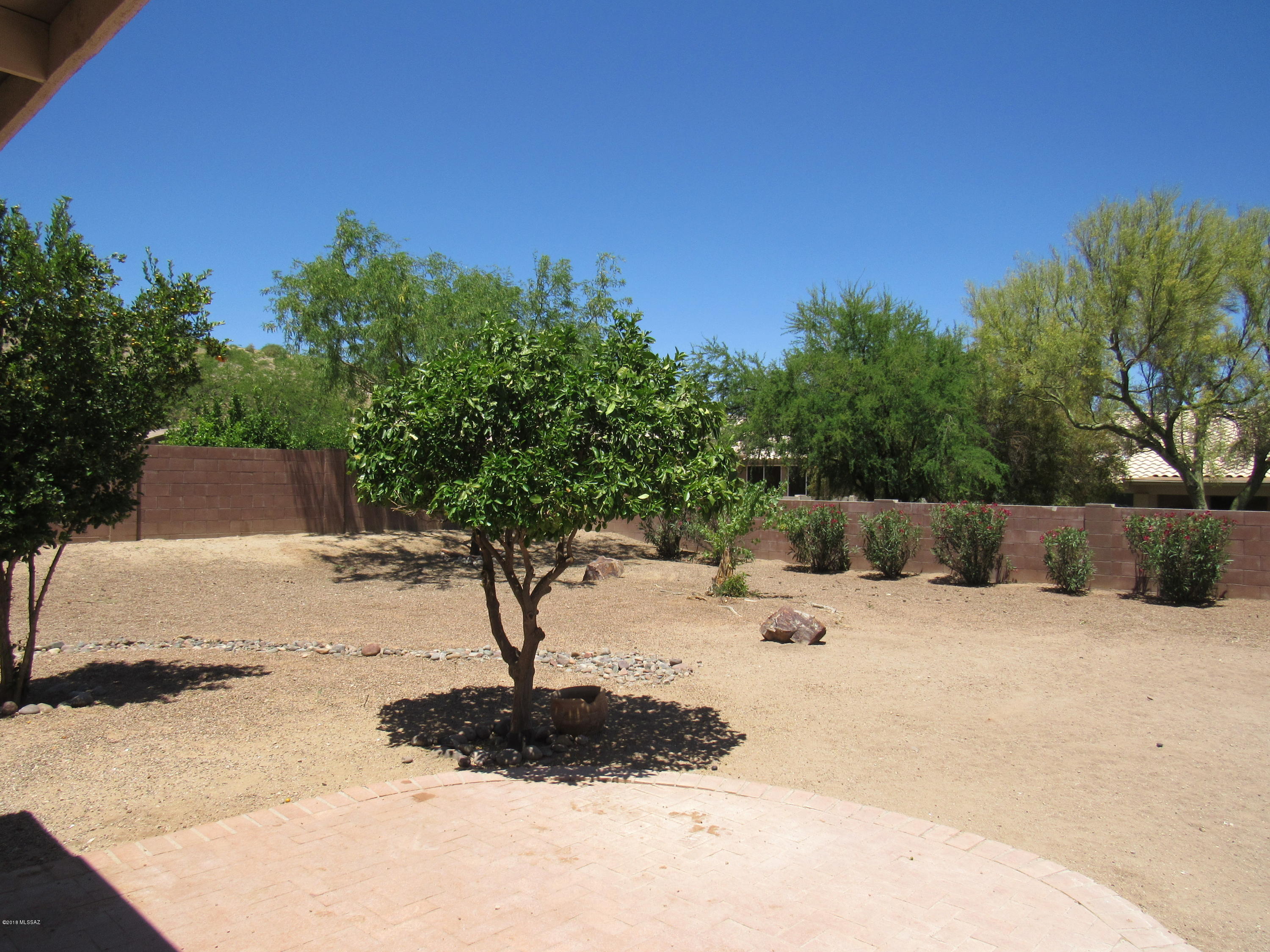 Colonias La Canada (83-219) - Residential