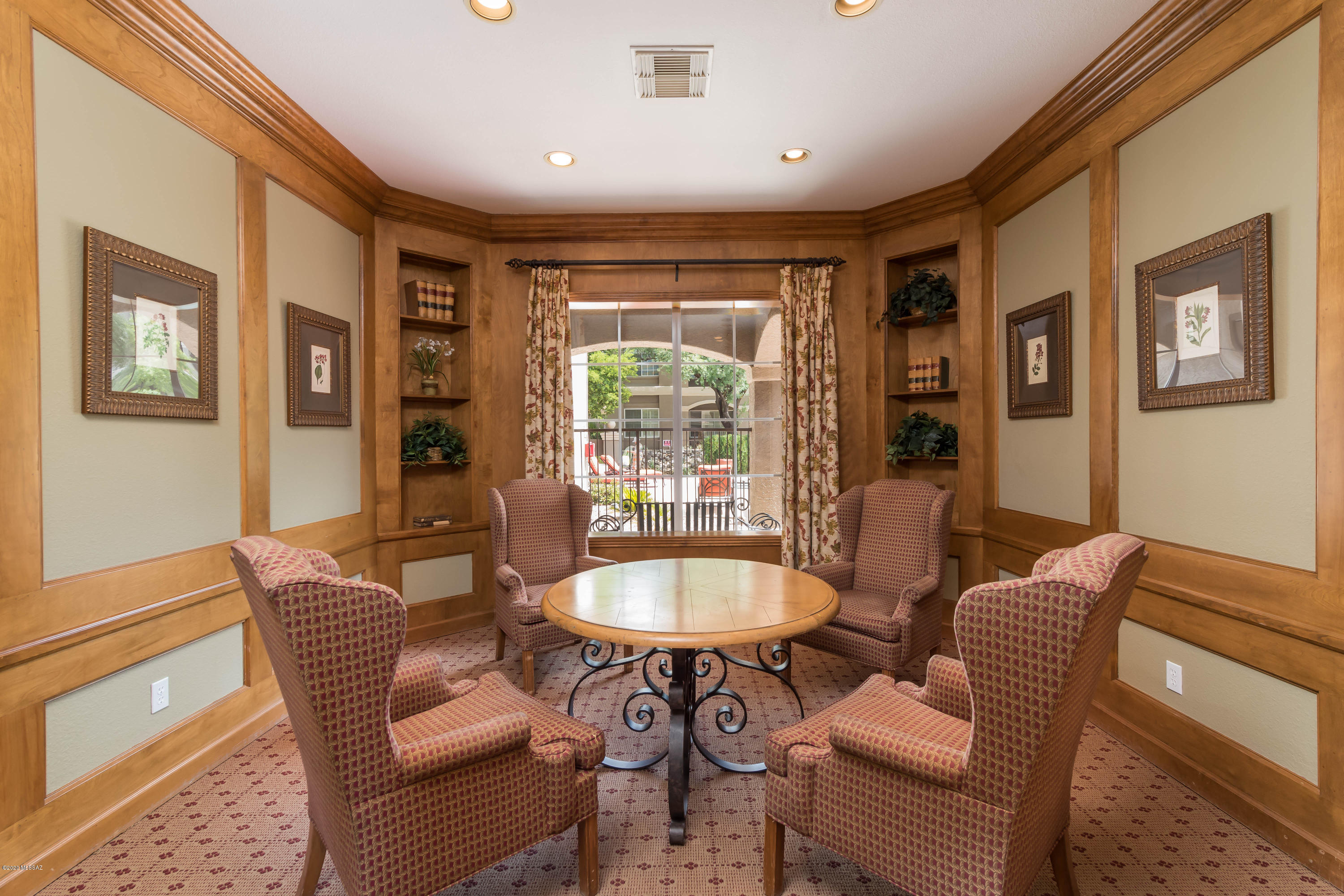 The Boulders at La Reserve Condominiums - Residential