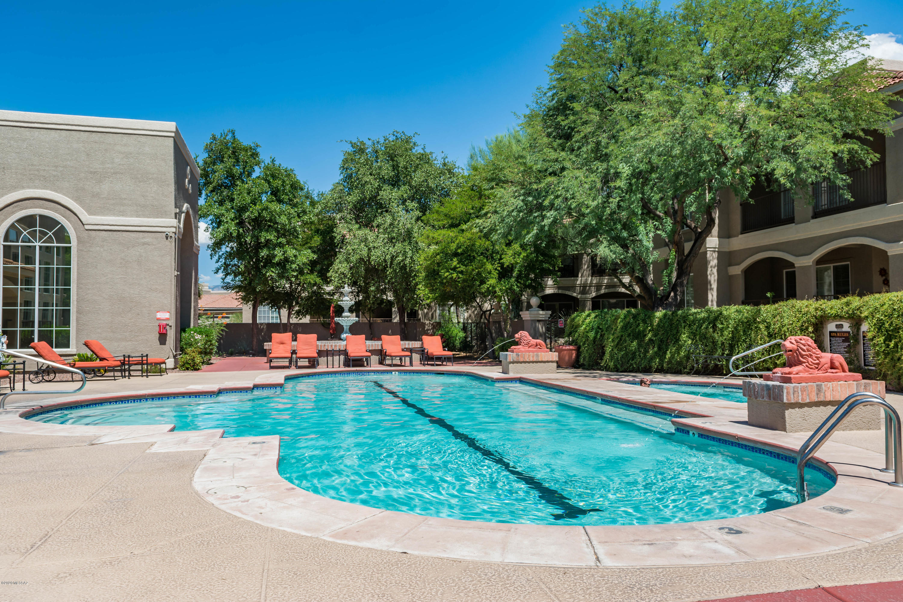 The Boulders at La Reserve Condominiums - Residential