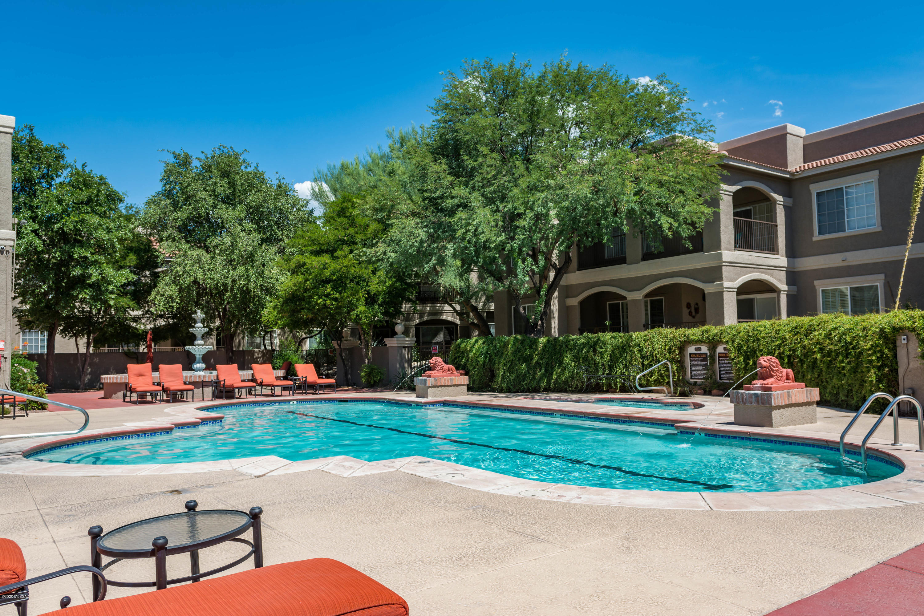 The Boulders at La Reserve Condominiums - Residential
