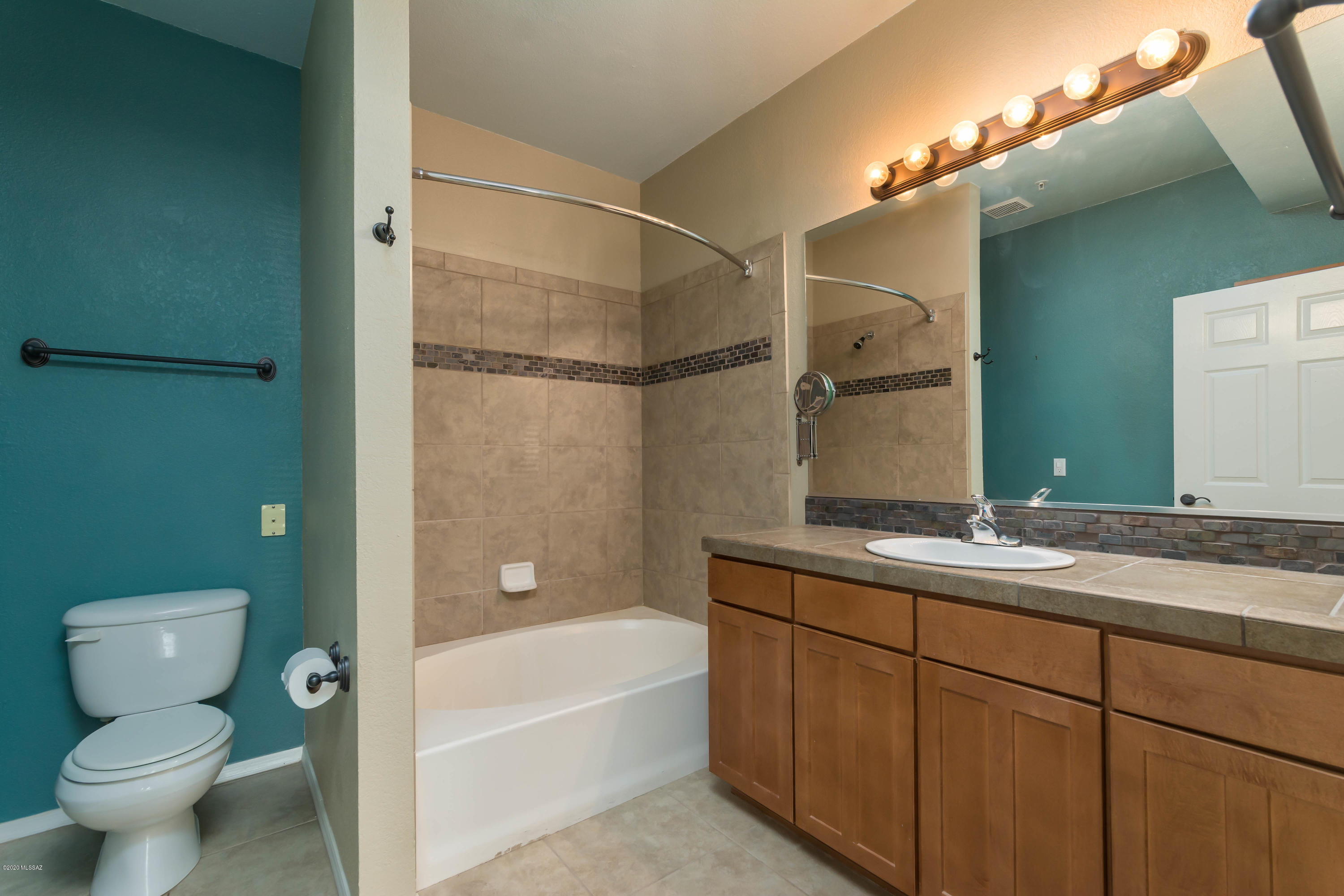 The Boulders at La Reserve Condominiums - Residential