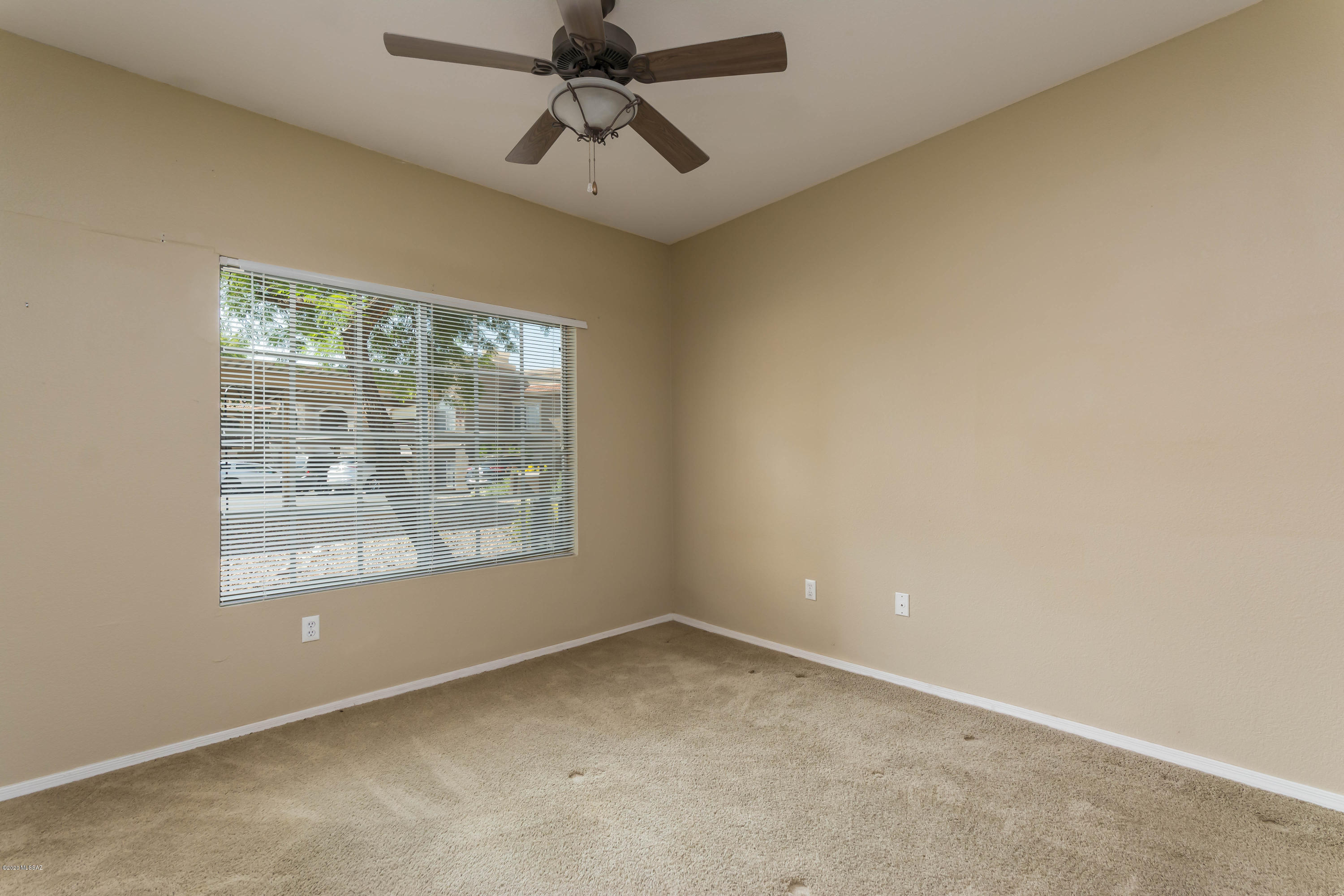 The Boulders at La Reserve Condominiums - Residential