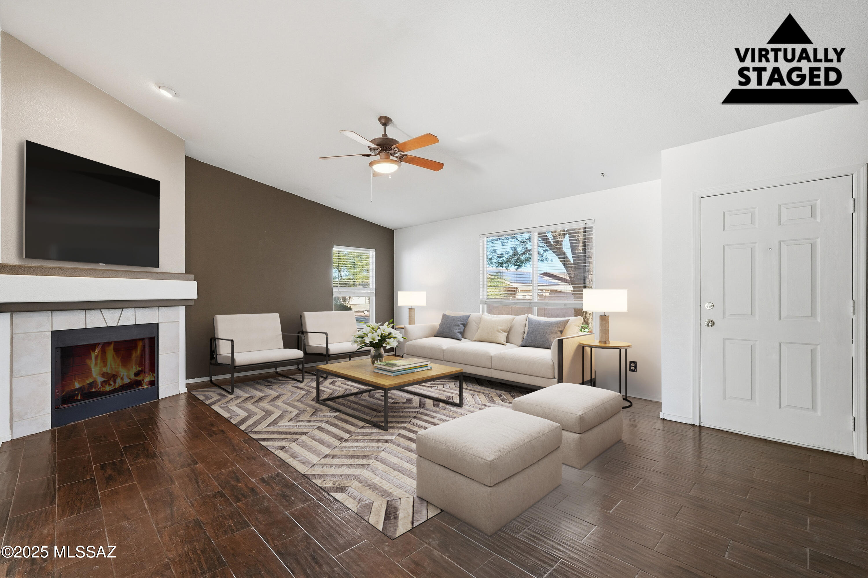 8667 N Golden Moon Way