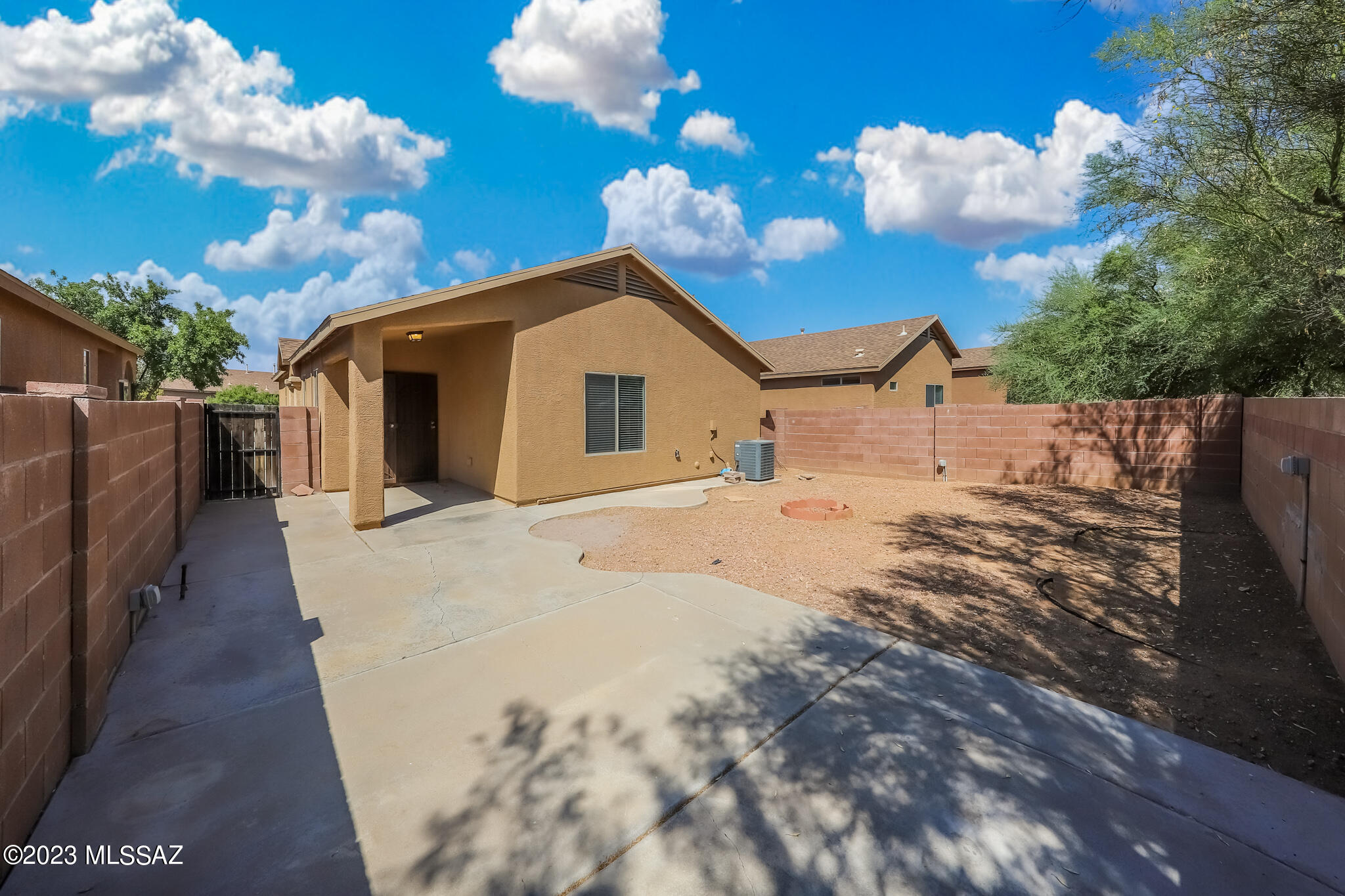 Desert Stone (1-260) - Residential Lease