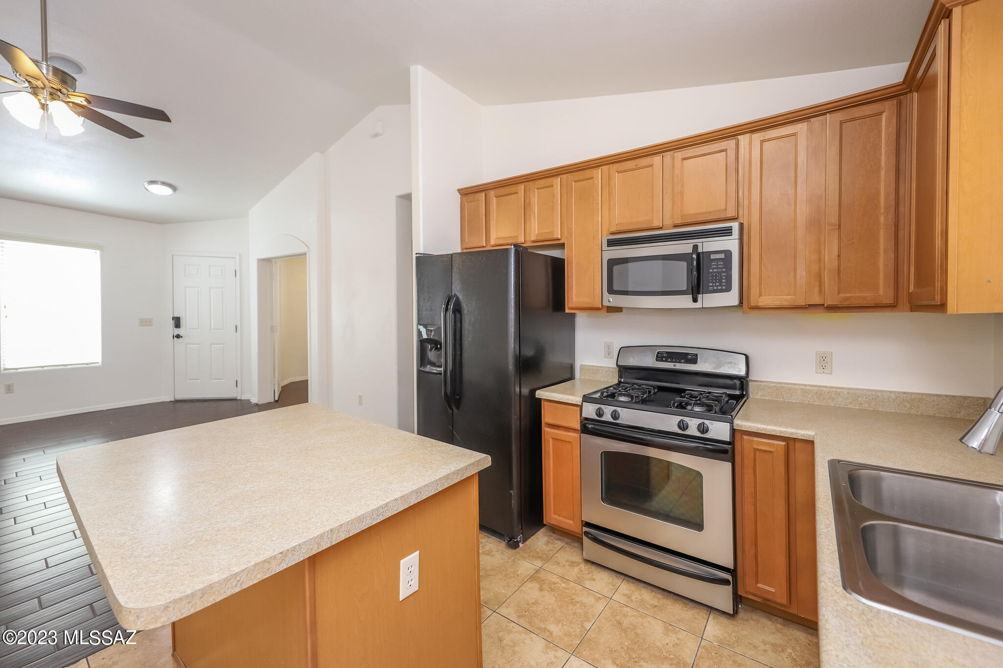 Desert Stone (1-260) - Residential Lease