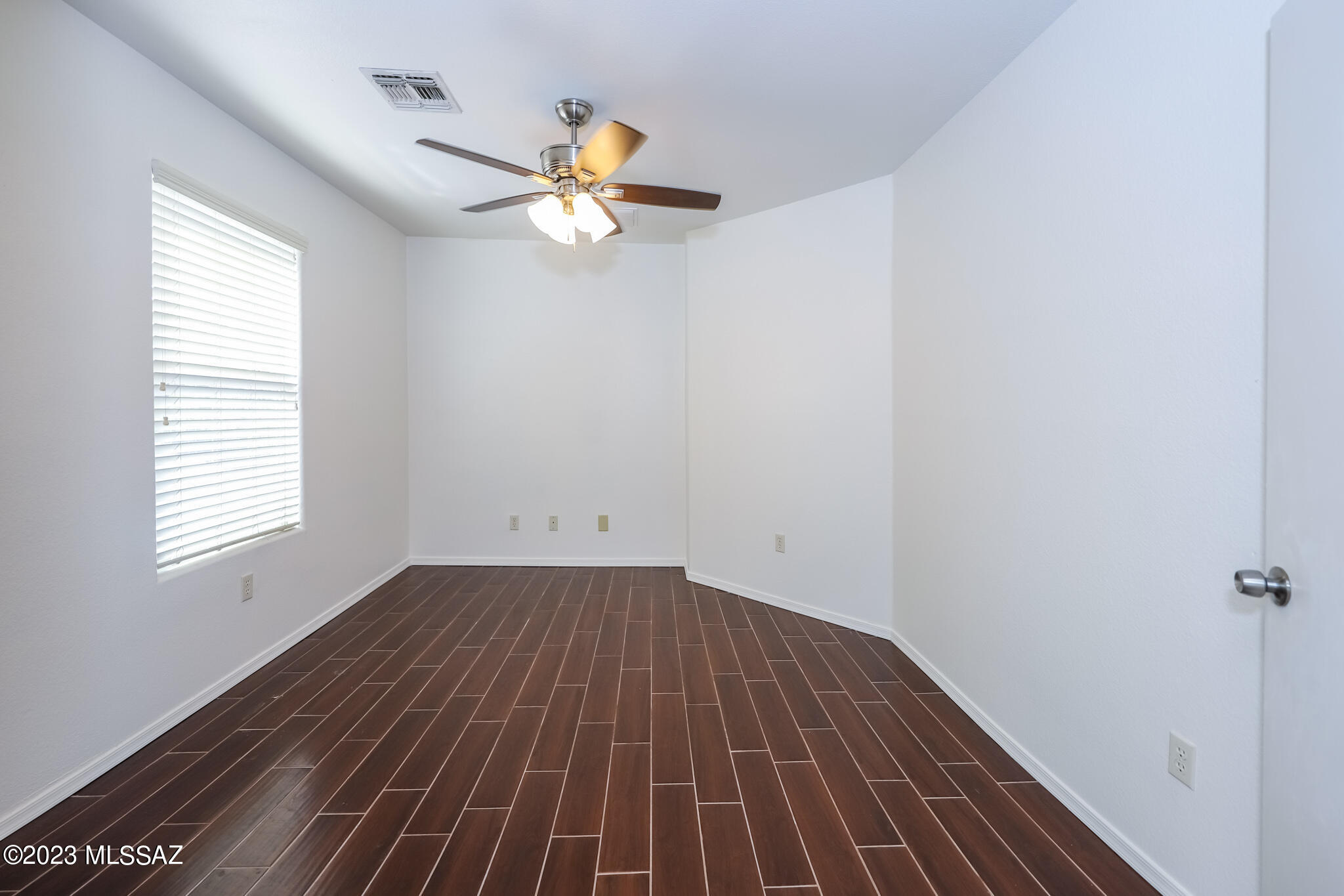 Desert Stone (1-260) - Residential Lease