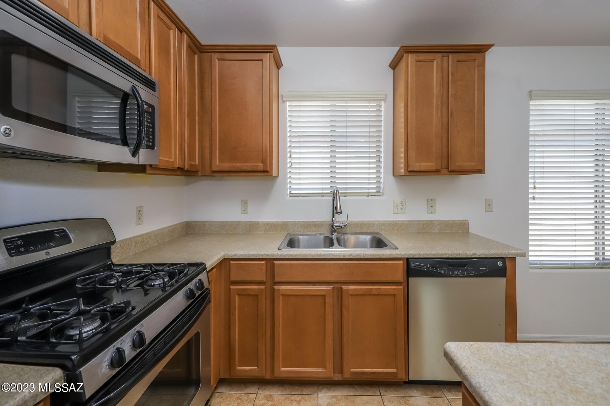 Desert Stone (1-260) - Residential Lease
