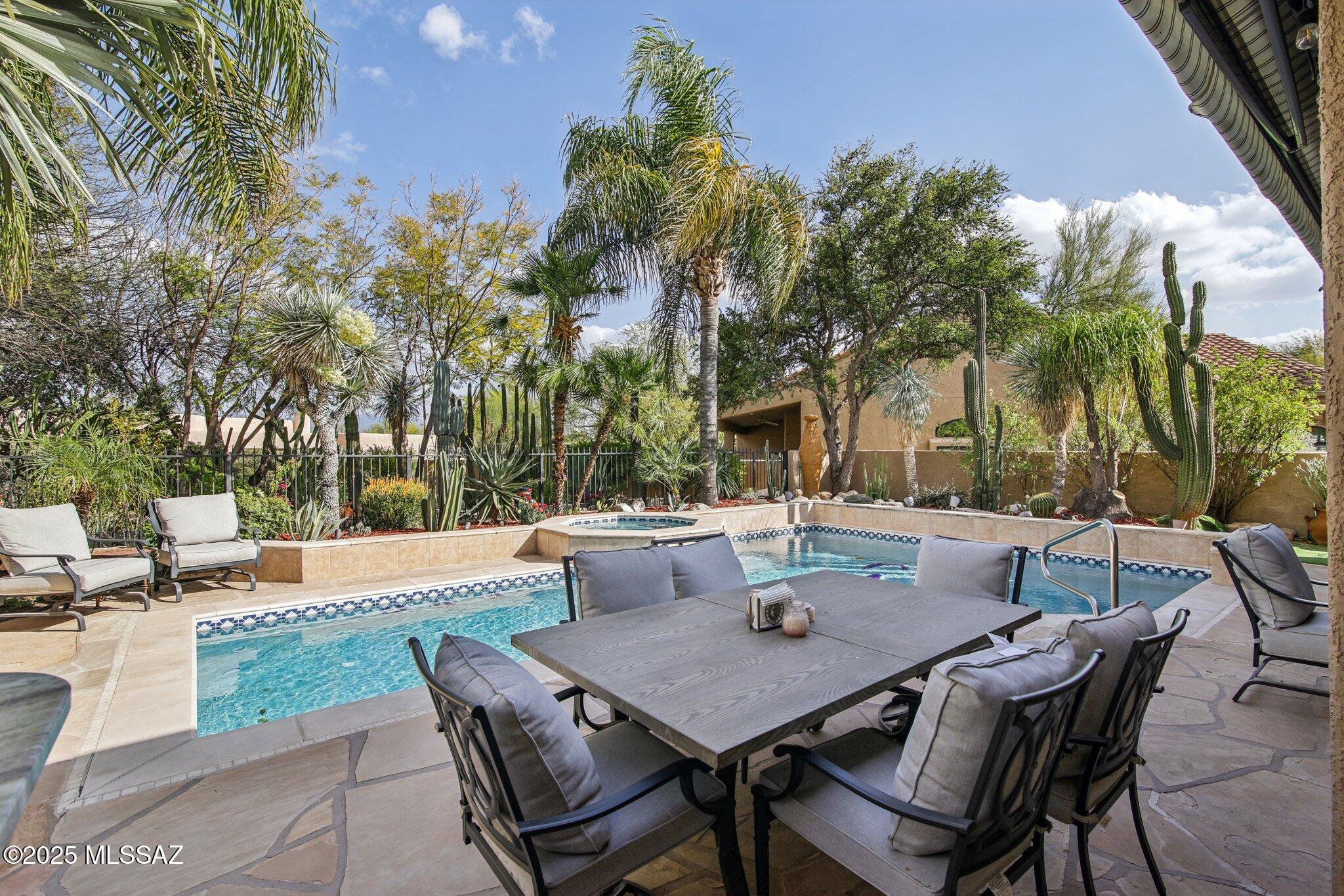 Ventana Canyon Golf Villas - Residential