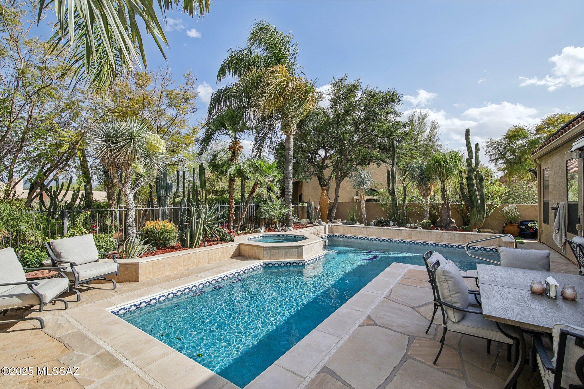 Ventana Canyon Golf Villas - Residential