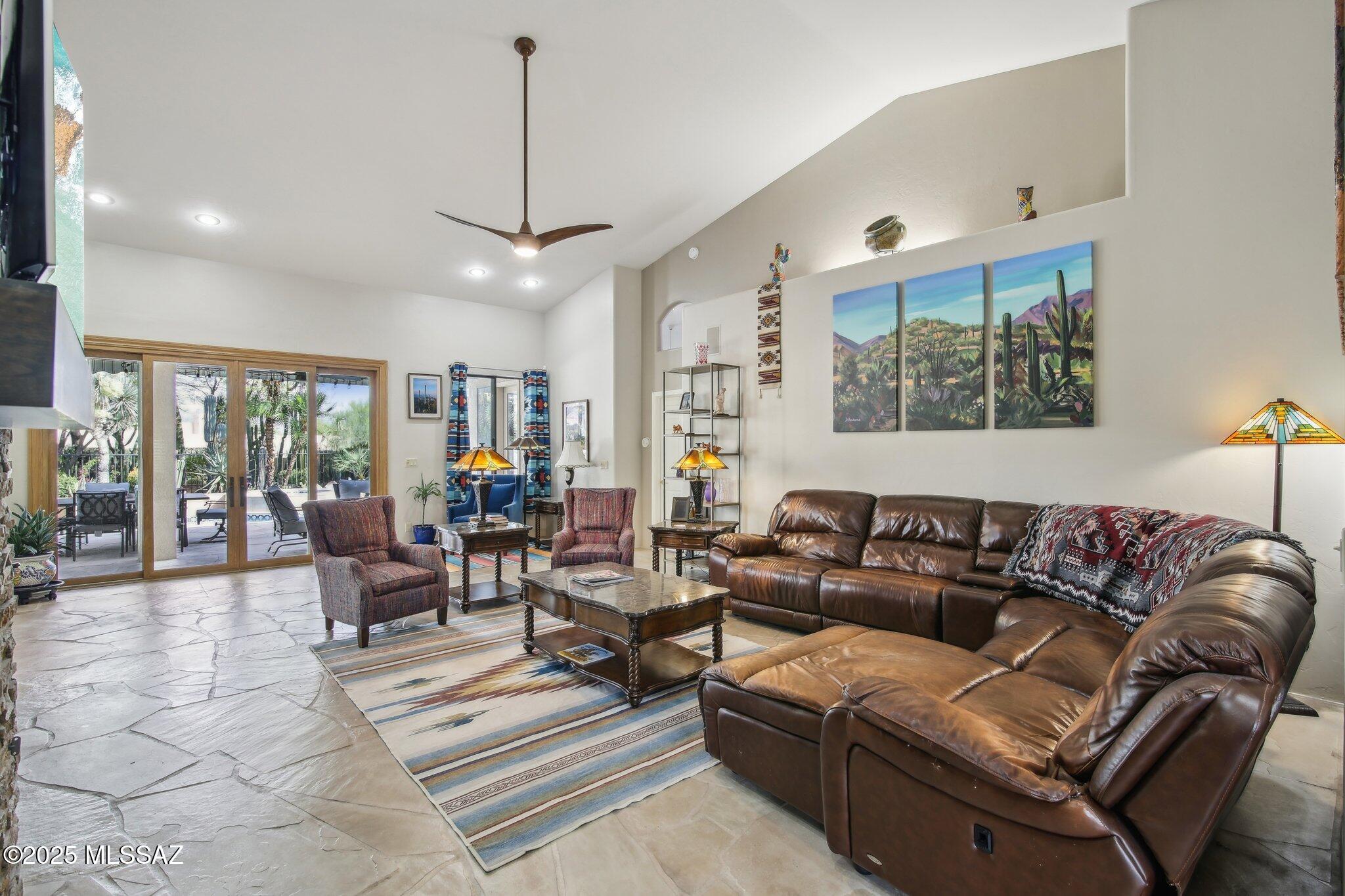 Ventana Canyon Golf Villas - Residential