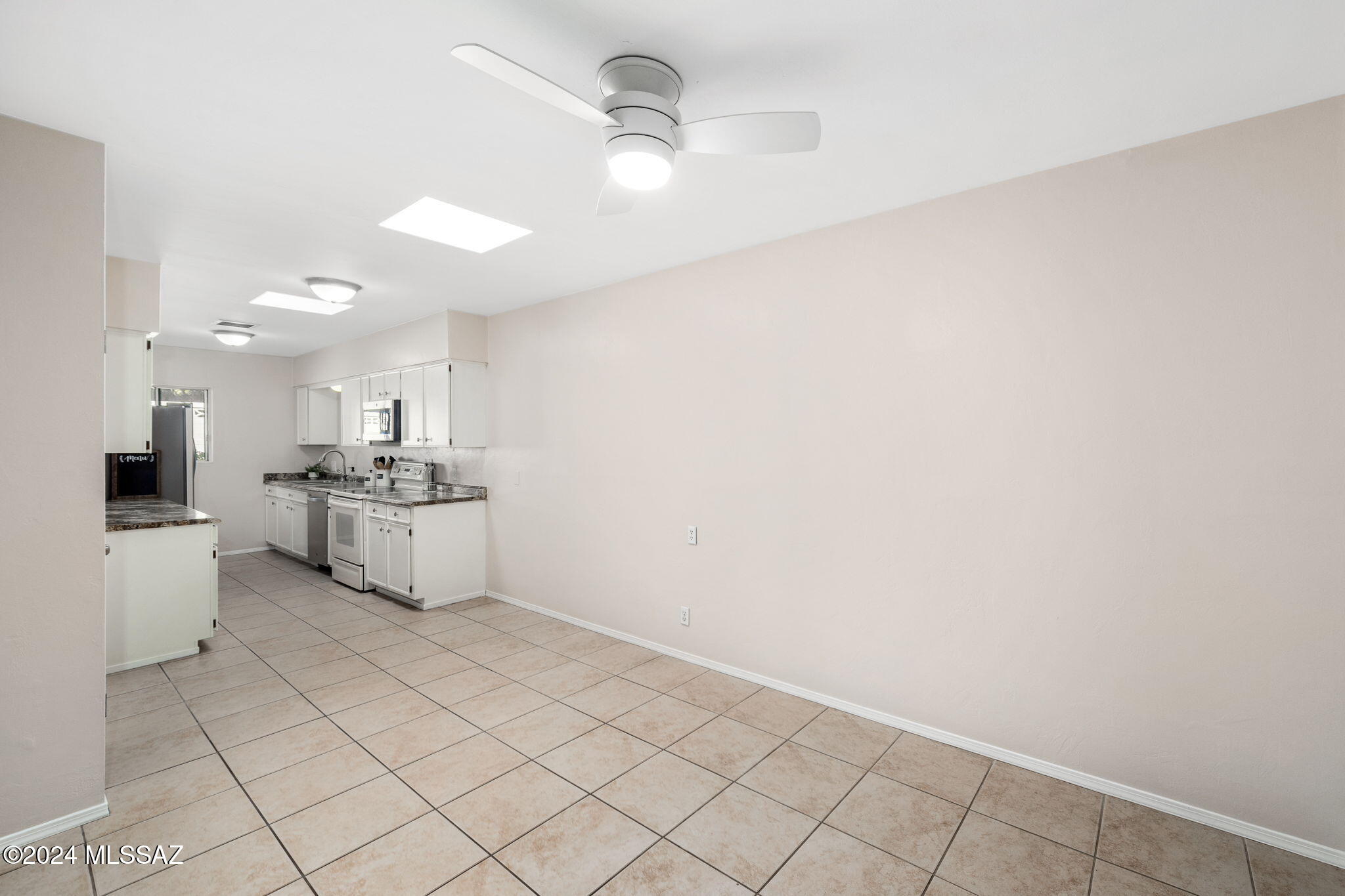 Casa Blanca Villas - Residential
