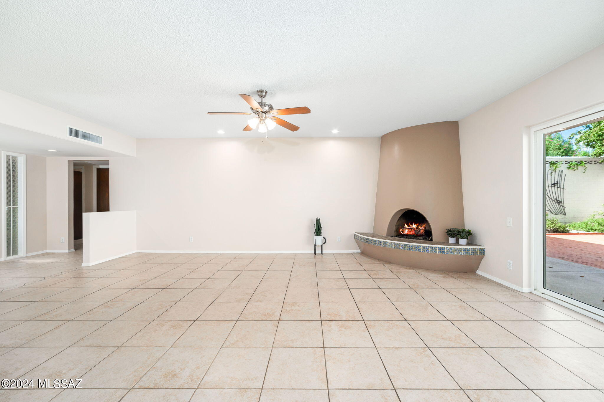 Casa Blanca Villas - Residential