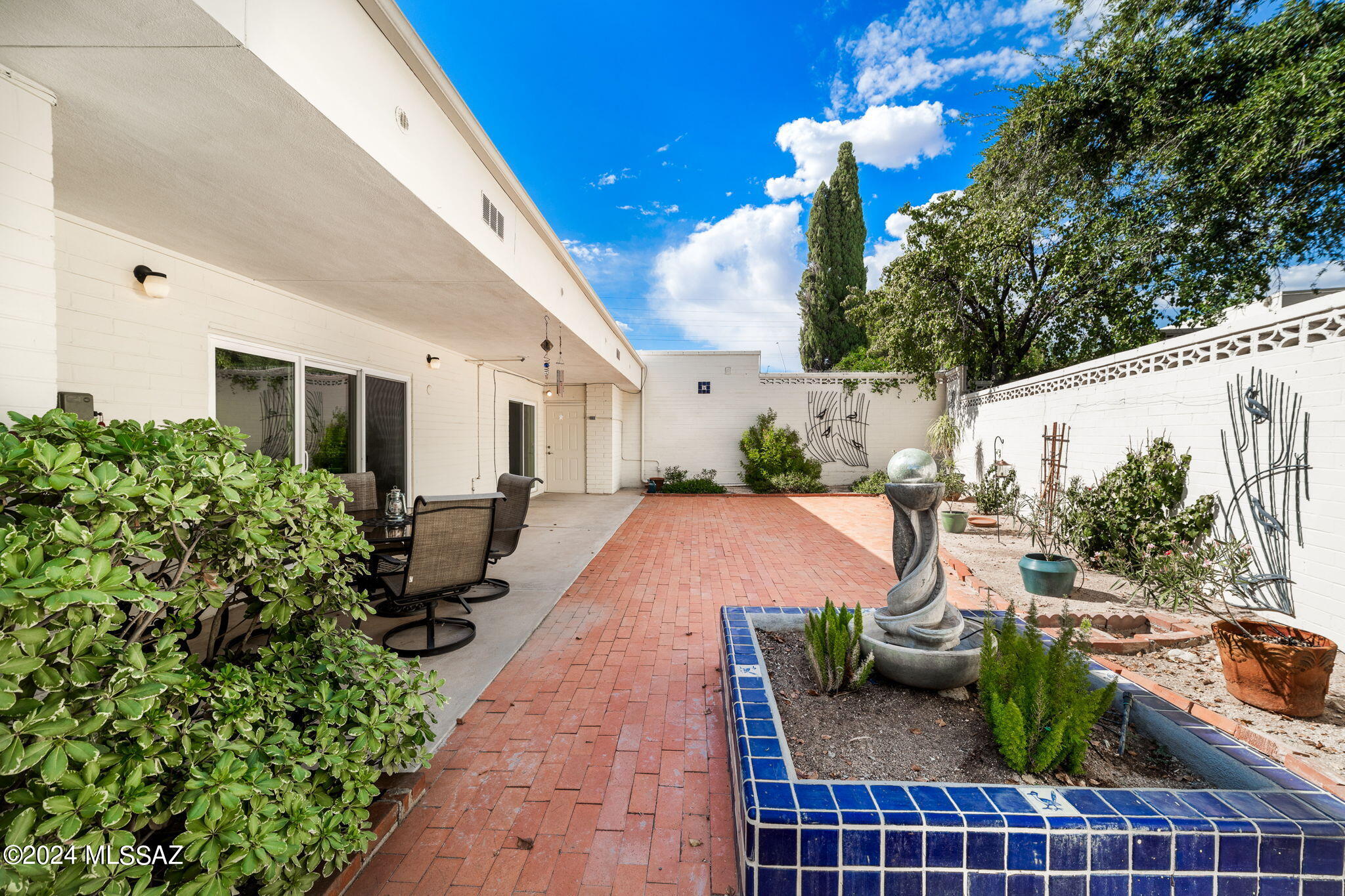 Casa Blanca Villas - Residential