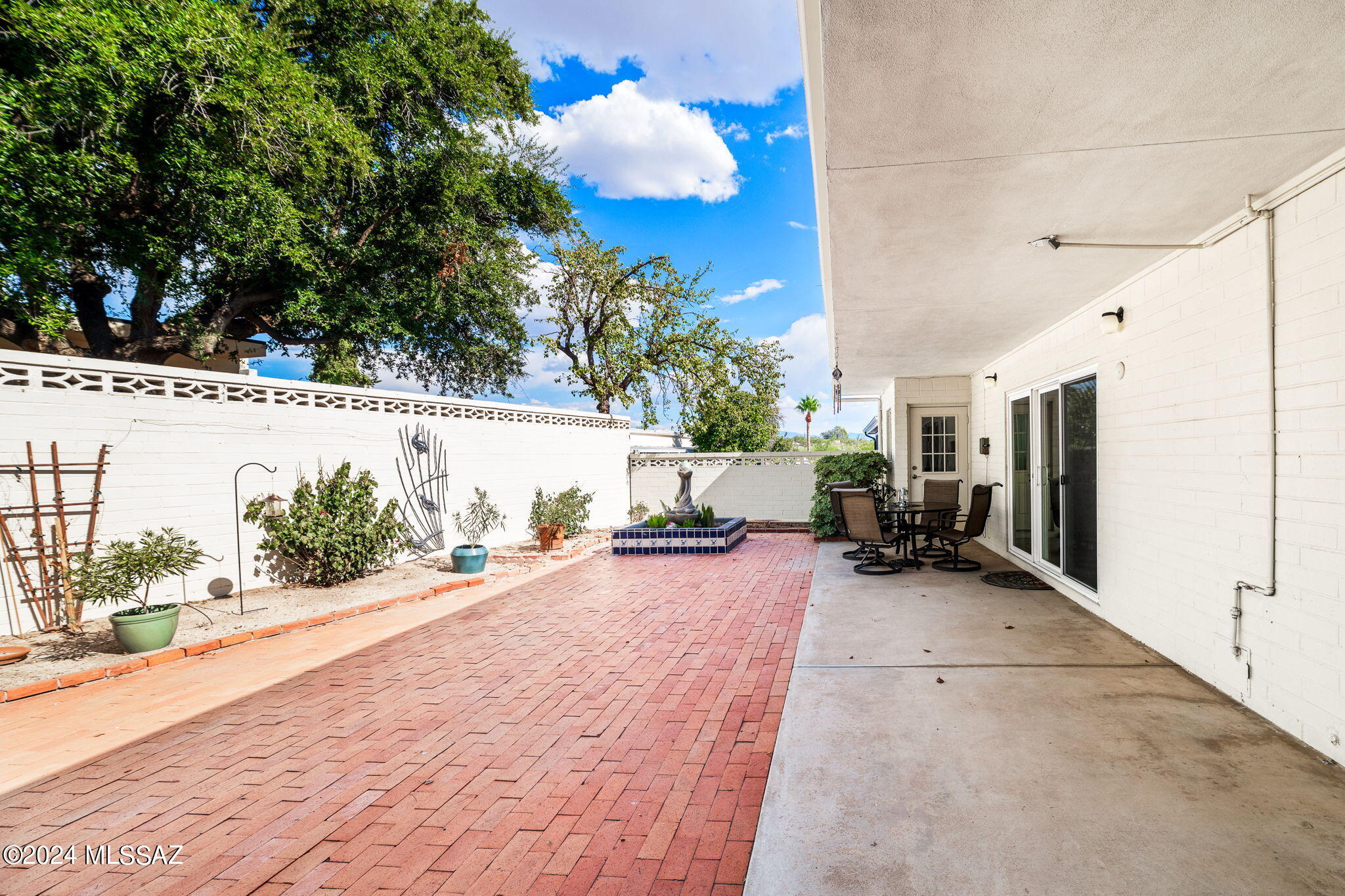 Casa Blanca Villas - Residential