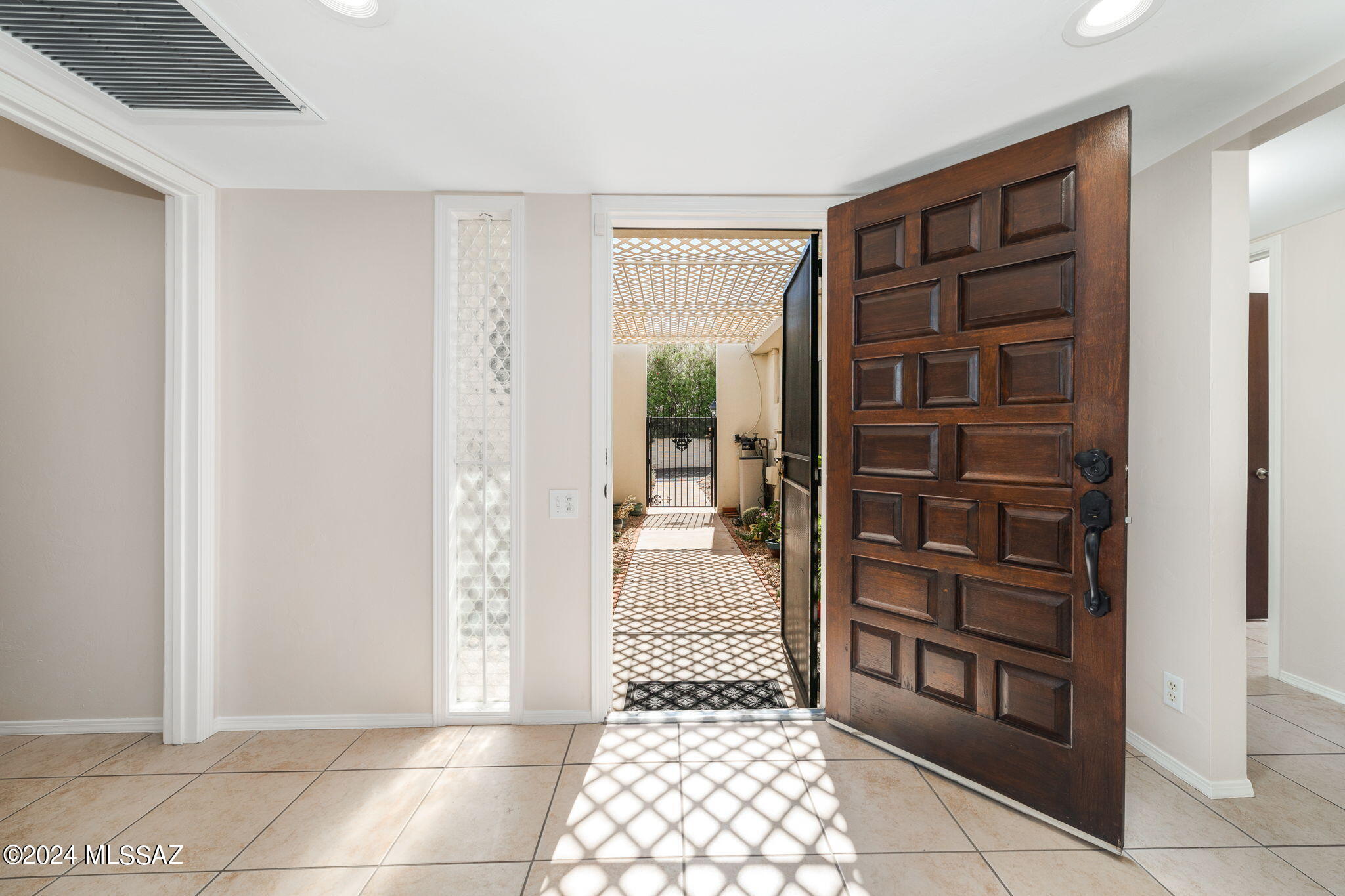 Casa Blanca Villas - Residential