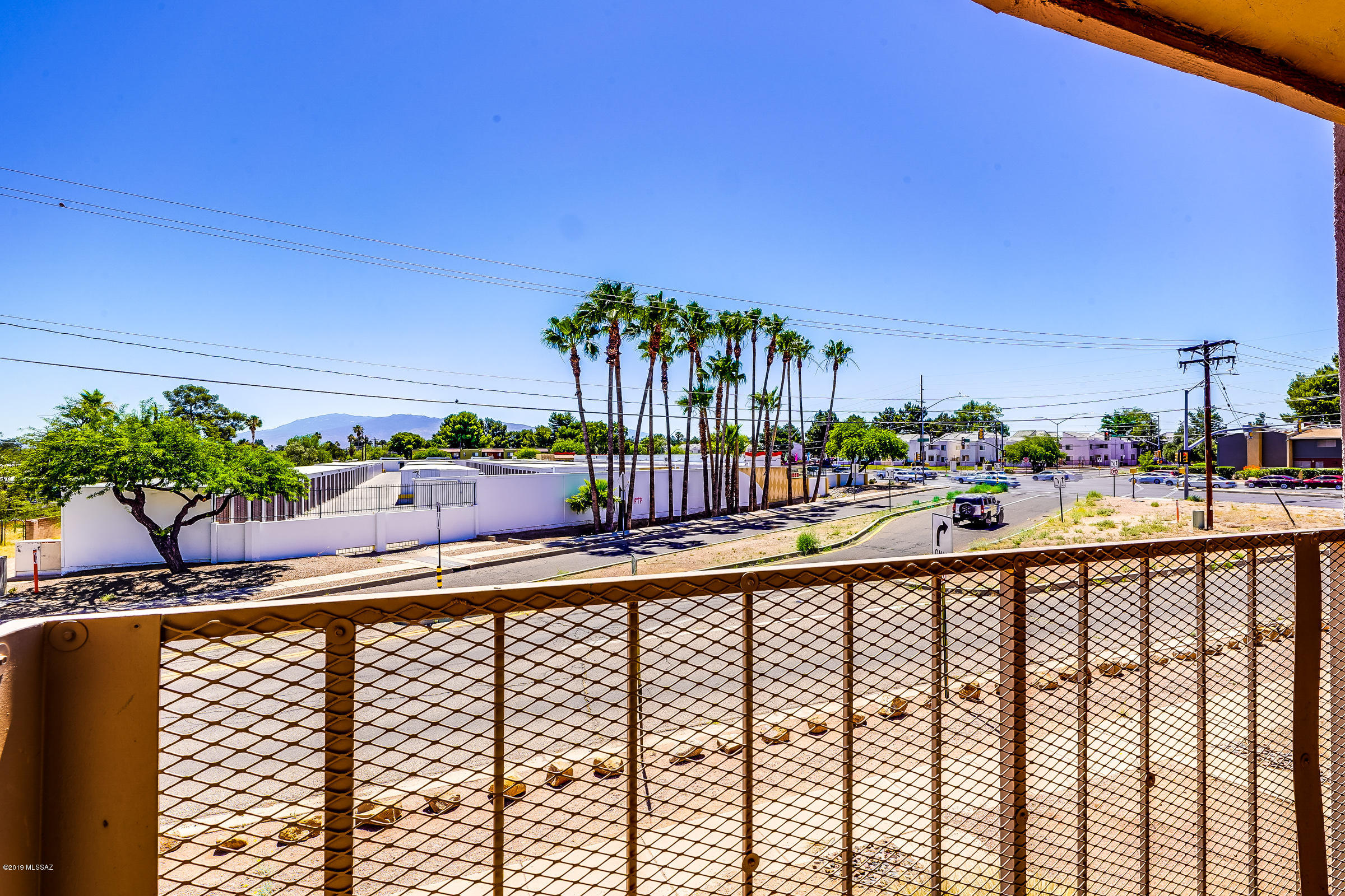 Golf Links East Condos (1-48) - Residential