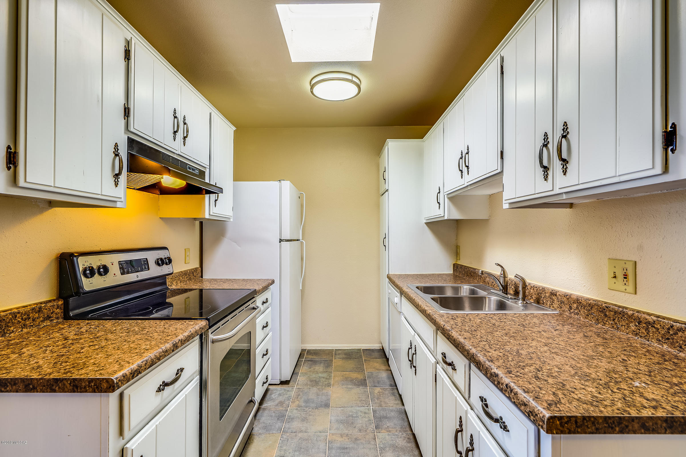 Golf Links East Condos (1-48) - Residential