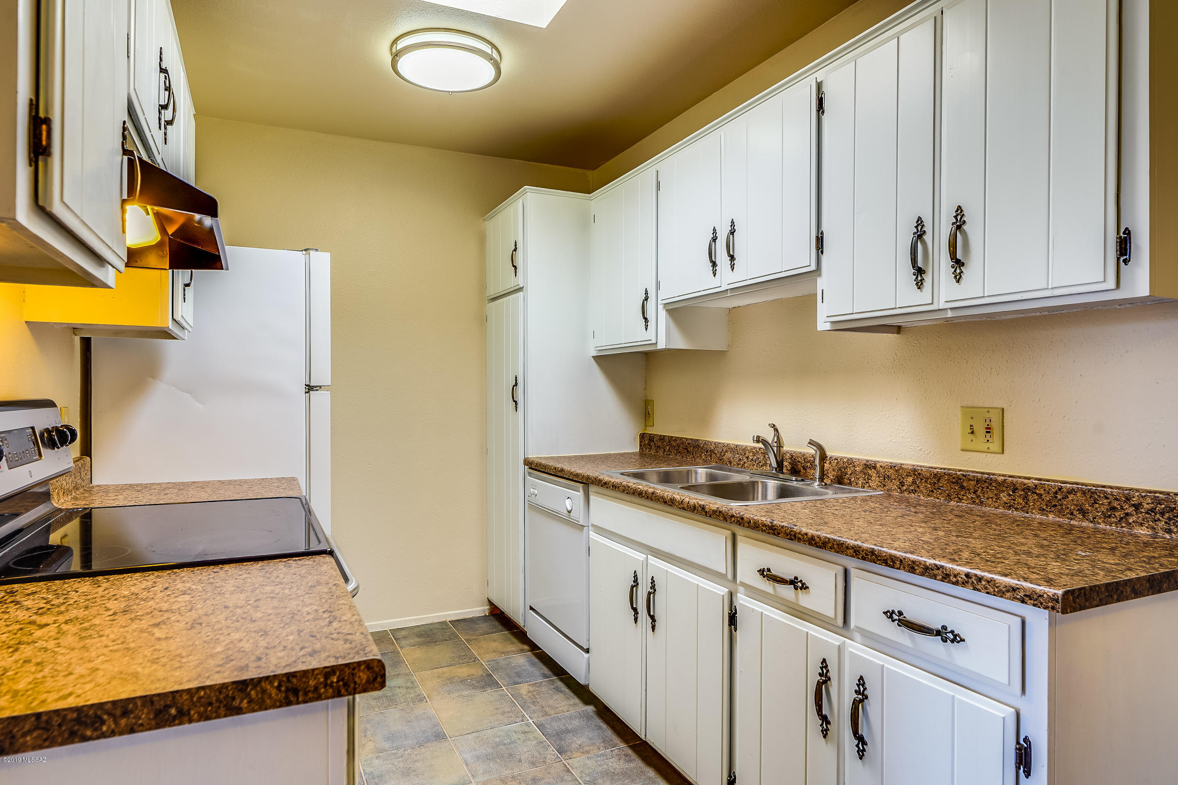 Golf Links East Condos (1-48) - Residential