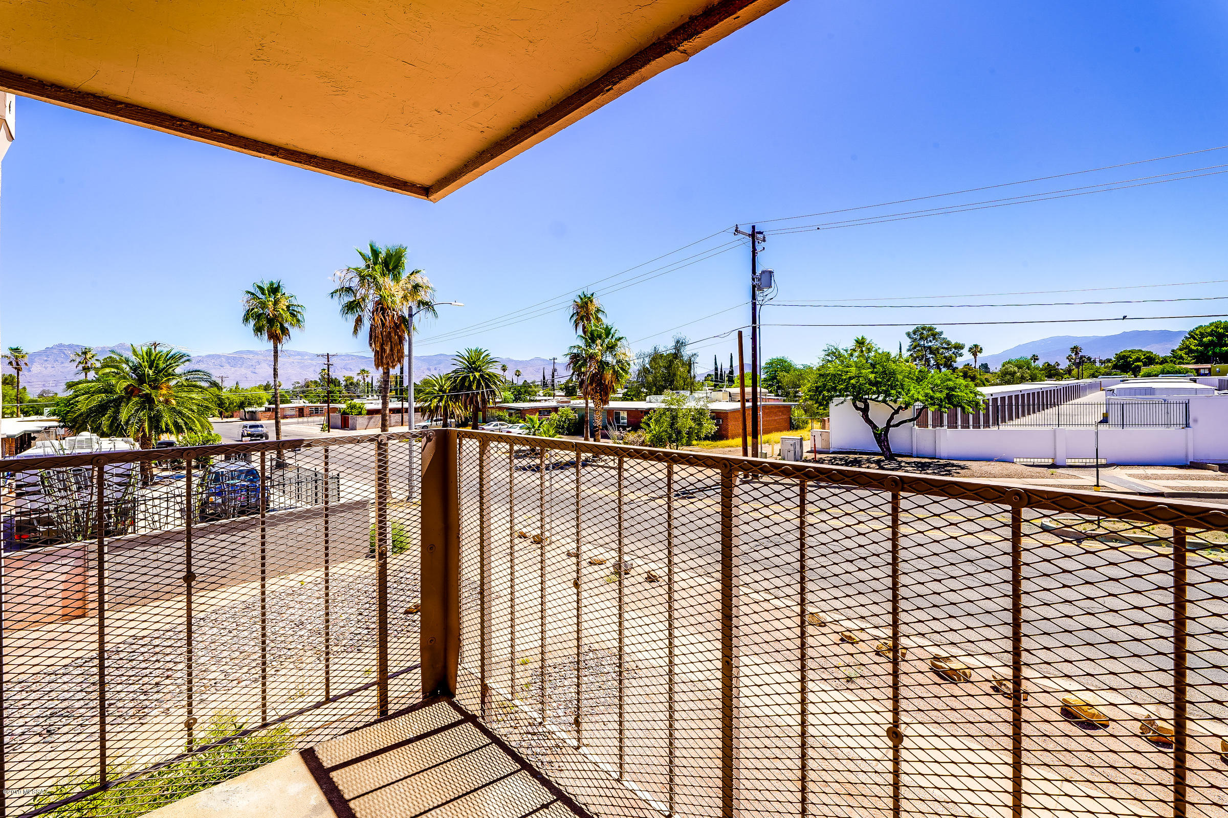 Golf Links East Condos (1-48) - Residential