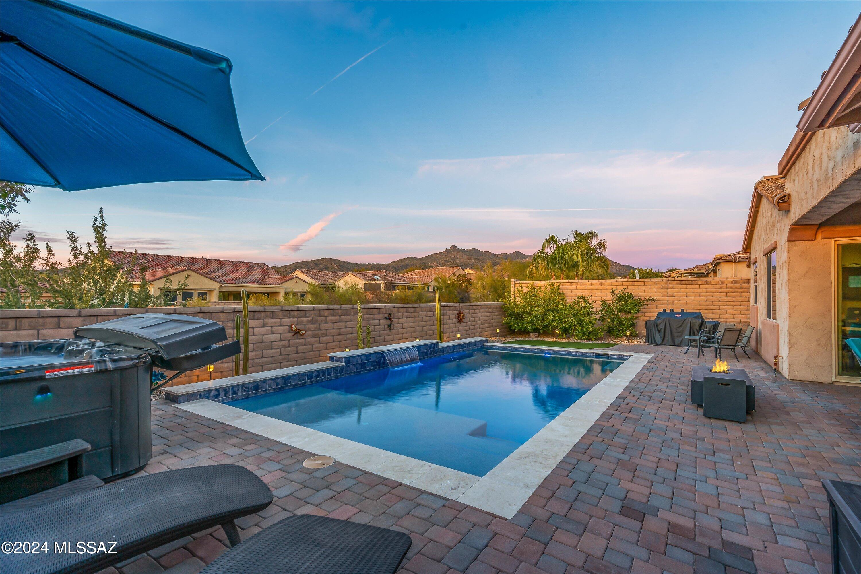 Los Saguaros At Dove Mountain SQ20121640199 - Residential