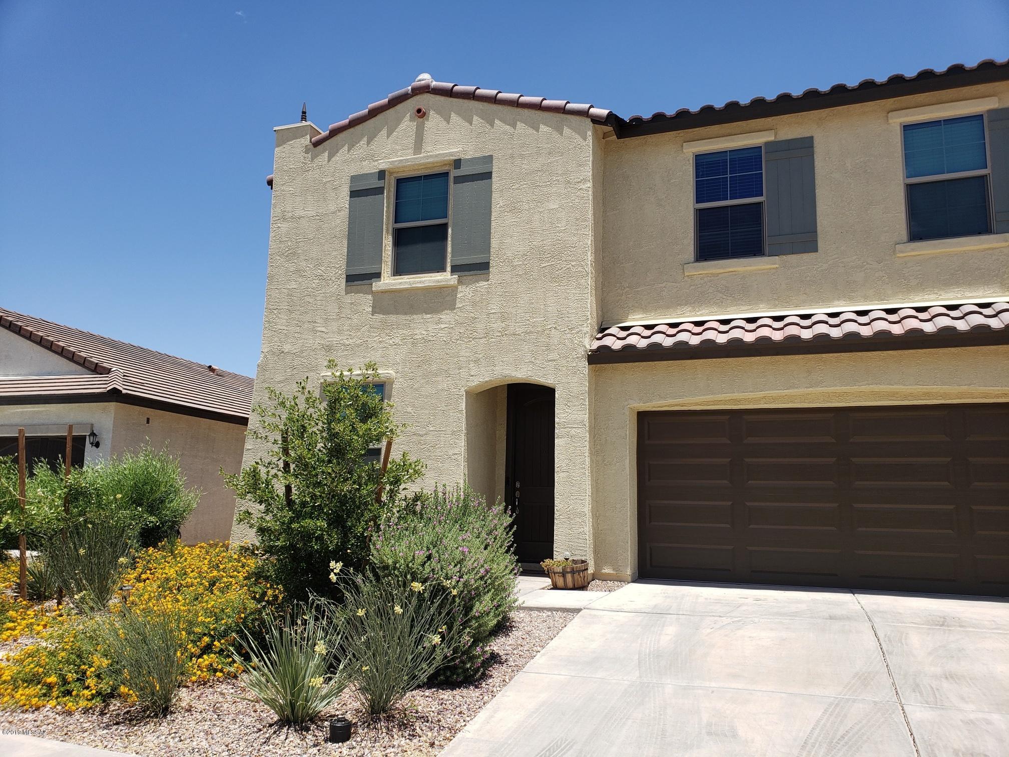 La Estancia De Tucson (1-330) - Residential Lease