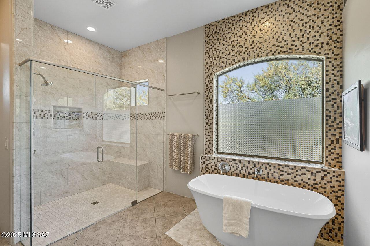 Dos Lagos at Dove Mountain (1-91) - Residential