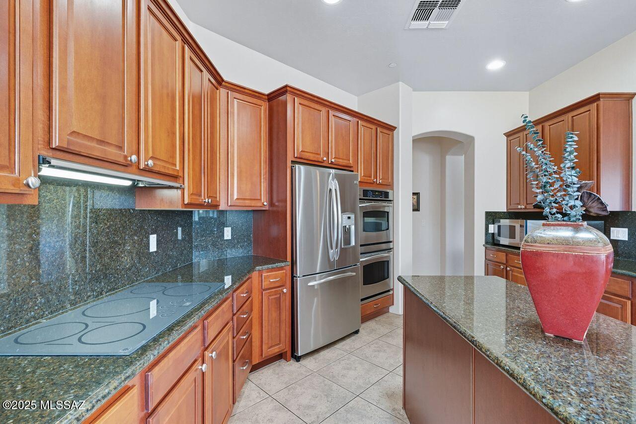 Dos Lagos at Dove Mountain (1-91) - Residential