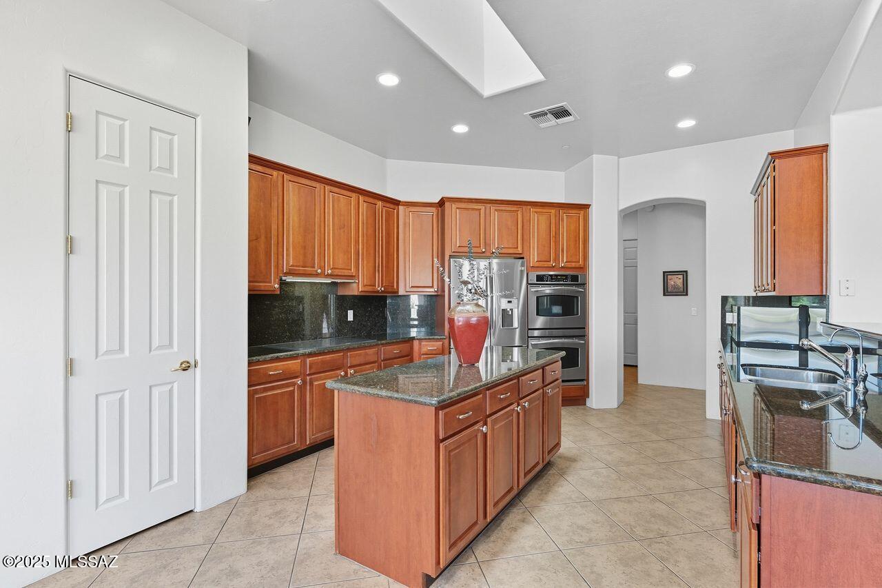 Dos Lagos at Dove Mountain (1-91) - Residential
