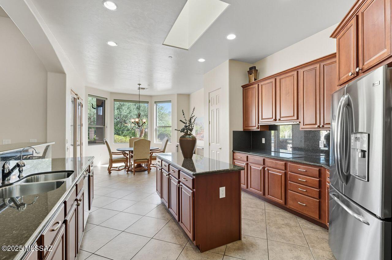 Dos Lagos at Dove Mountain (1-91) - Residential